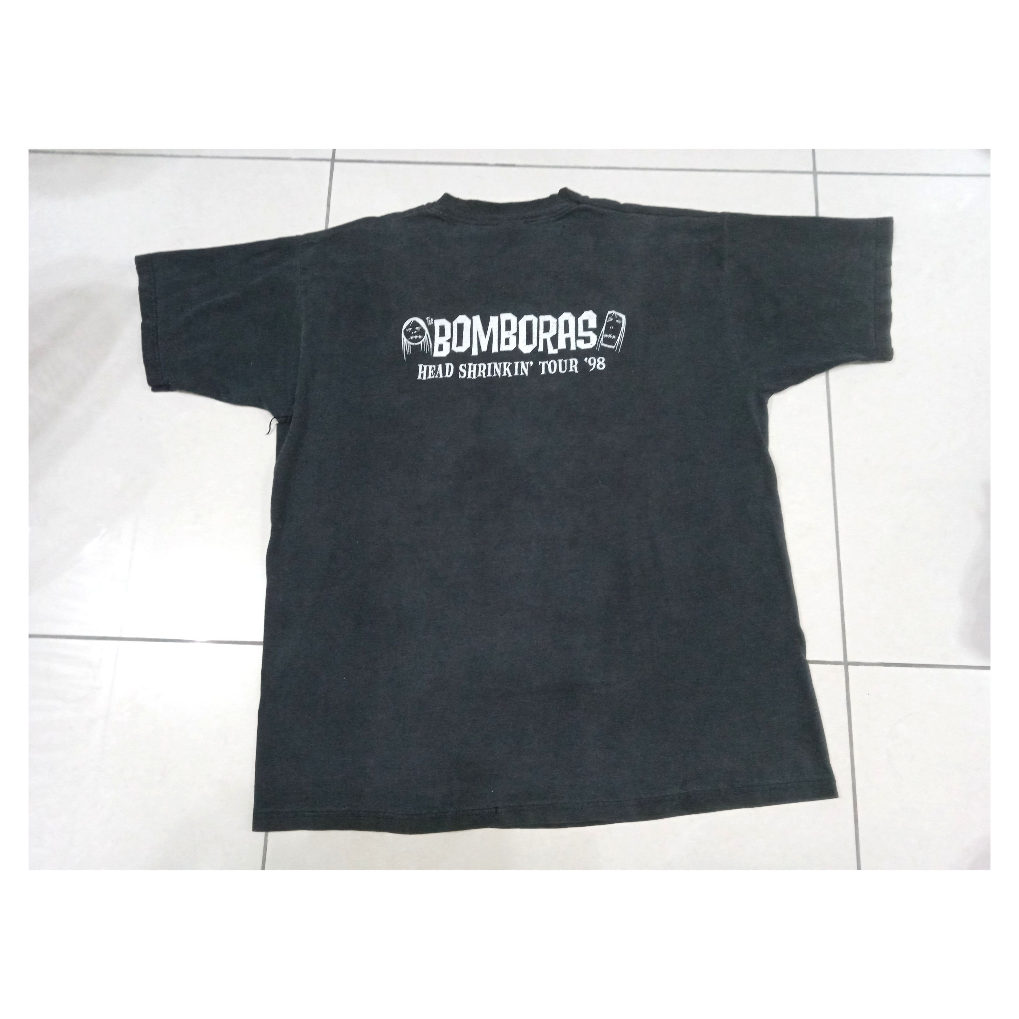 Vintage Vintage 90s The Bomboras 1998 Rob Zombie T Shirt Size US L / EU 52-54 / 3 - 2 Thumbnail