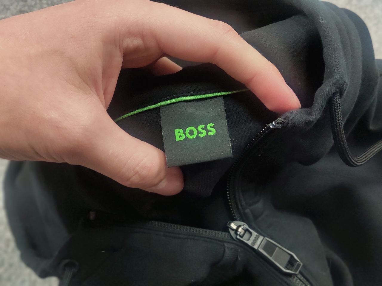 Hugo Boss Boss Through Saggy Black Logo Zip Pocket Hoodie Sweatshirt Size US L / EU 52-54 / 3 - 12 Thumbnail