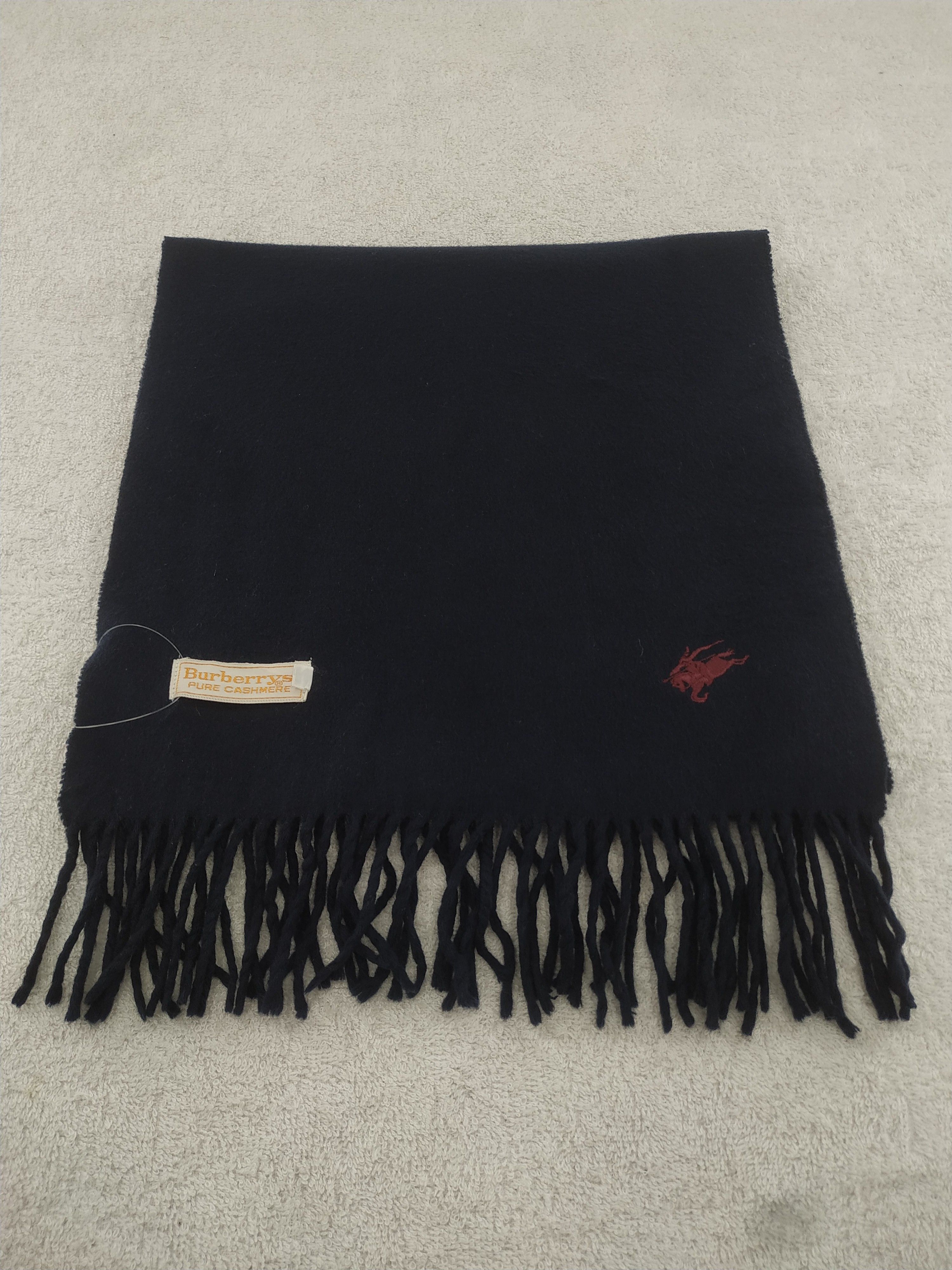 Burberry Vintage Burberry Scarf/Muffler/Neckwear MF367 Size ONE SIZE - 1 Thumbnail