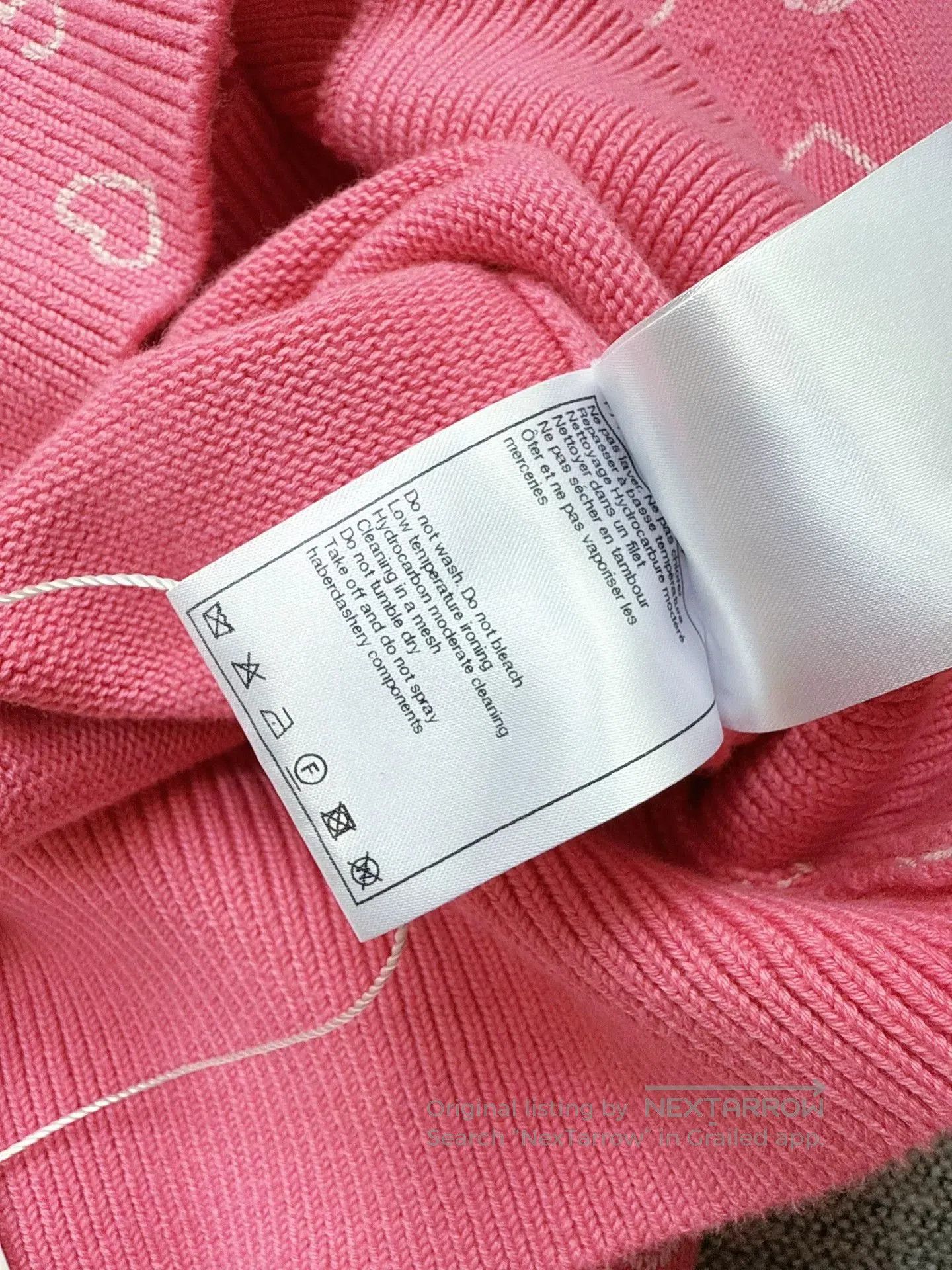 Chanel pink and white patterned knit cardigan. Size US S / EU 44-46 / 1 - 7 Thumbnail
