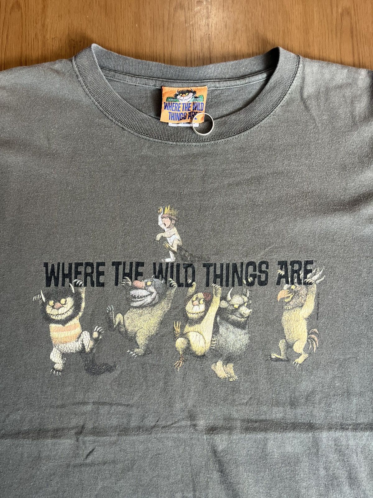 Universal Studios Vintage WHERE THE WILD THINGS ARE 00’s Universal Tshirt Size US XL / EU 56 / 4 - 6 Thumbnail