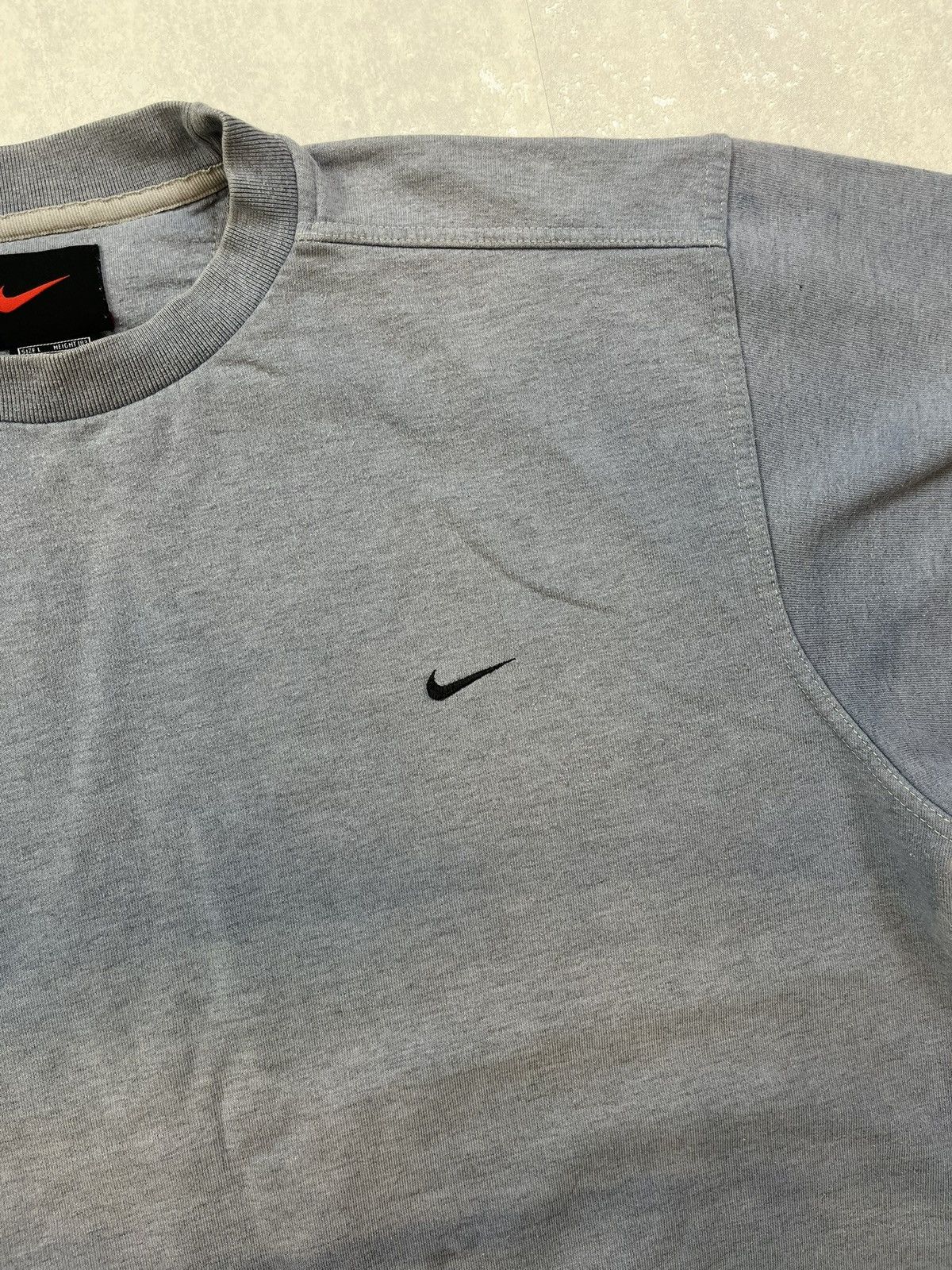 Nike × Vintage 90s Nike Swoosh Vintage Y2K Oversized Faded Blank Sweatshirt Size US L / EU 52-54 / 3 - 2 Thumbnail