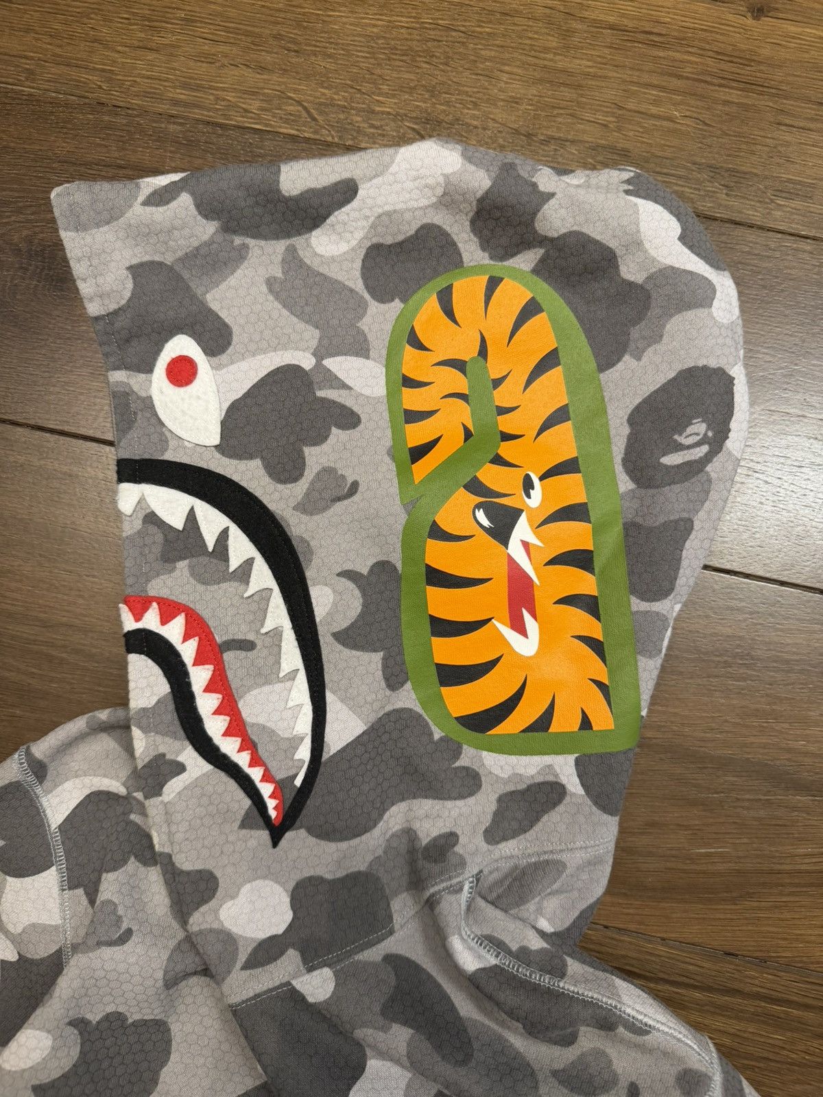 Bape BAPE Honeycomb Camo Shark Full Zip Hoodie – Grey Size US L / EU 52-54 / 3 - 2 Thumbnail
