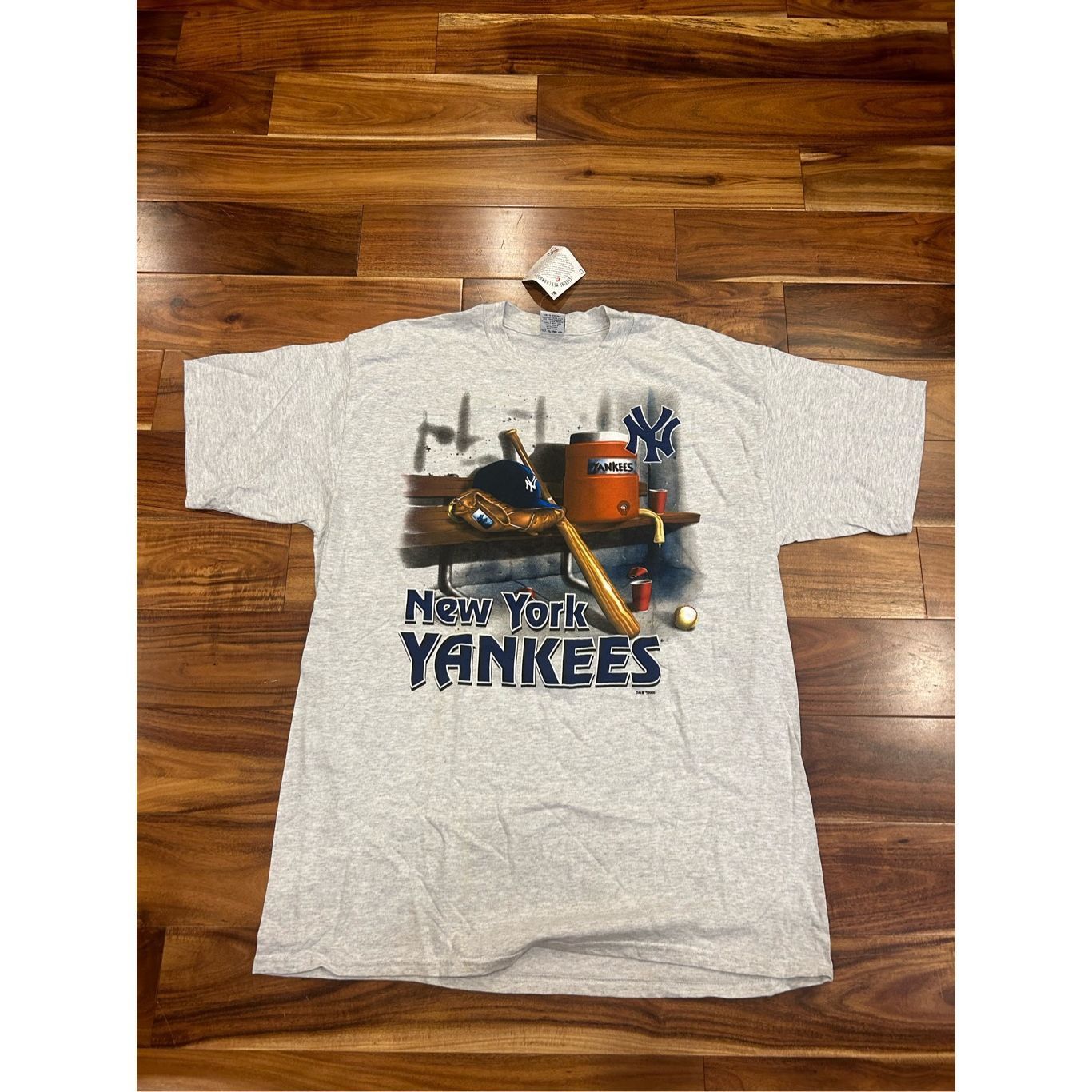 Vintage NWT New York Yankees 2000s Y2K Big Graphic Tshirt True Fan Size US XXL / EU 58 / 5 - 2 Thumbnail