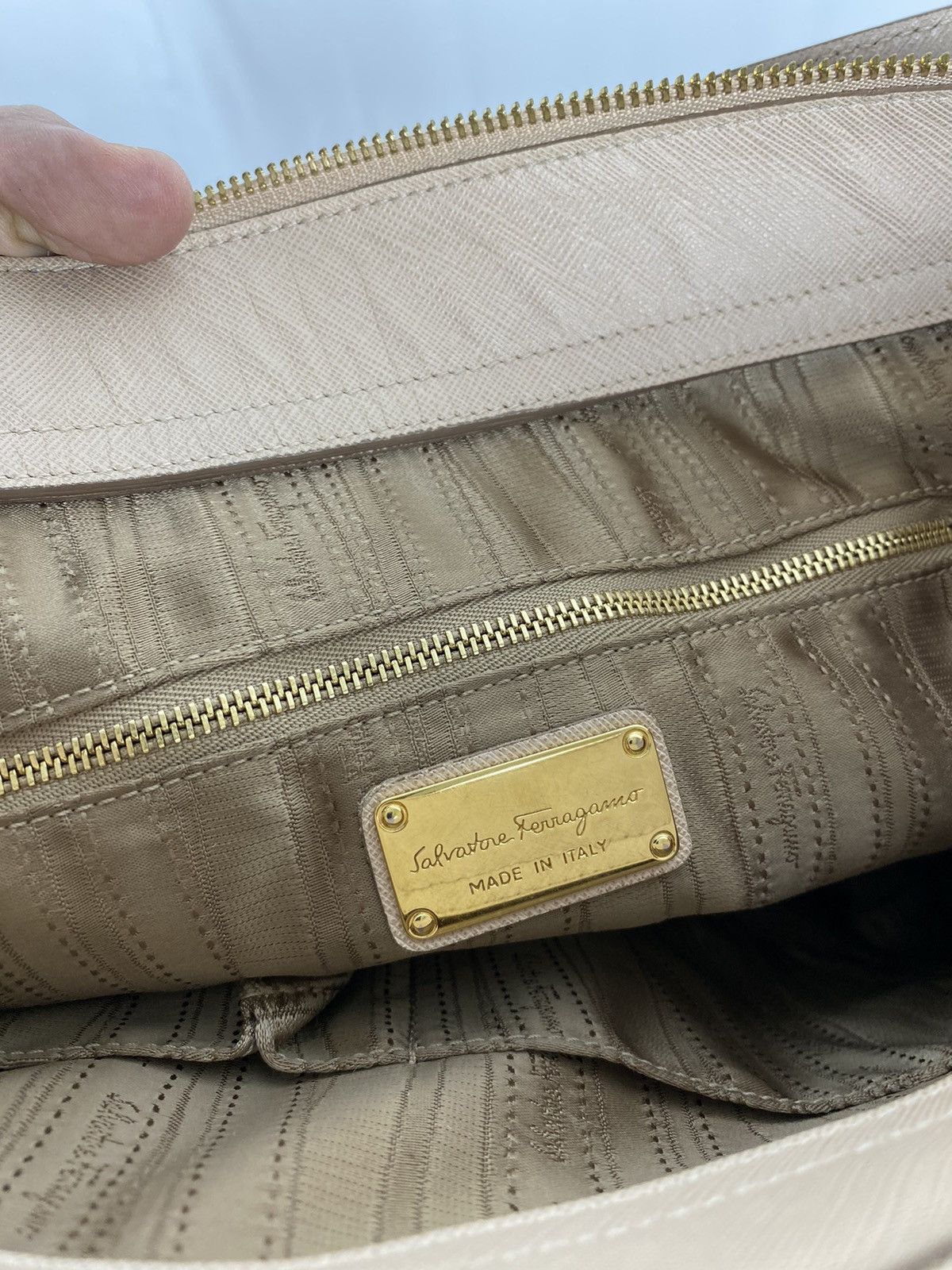 Salvatore Ferragamo Salvatore Ferragamo Becky Tote Bag Saffiano Leather Size ONE SIZE - 16 Thumbnail