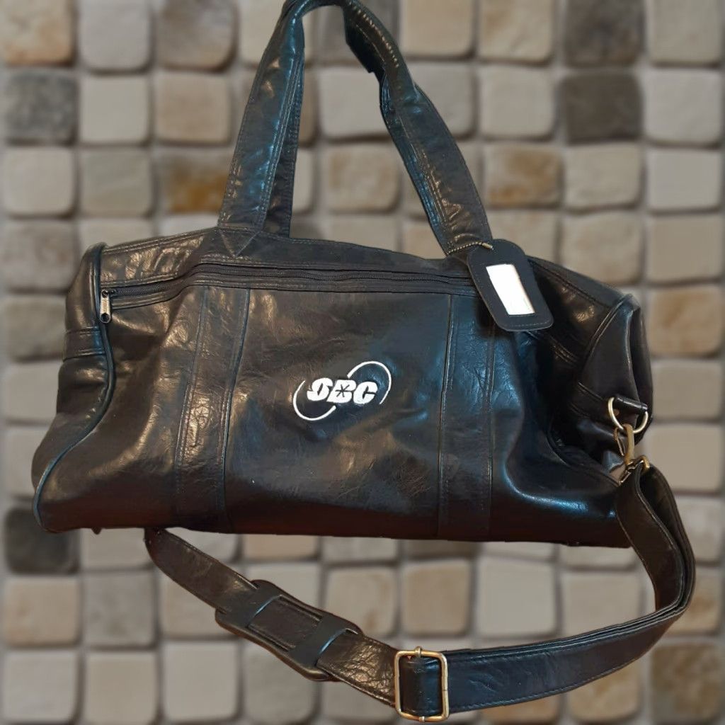 Vintage VINTAGE San Antonio Spurs Basketball Center Faux Leather Travel-Duffel Bag Size ONE SIZE - 1 Thumbnail
