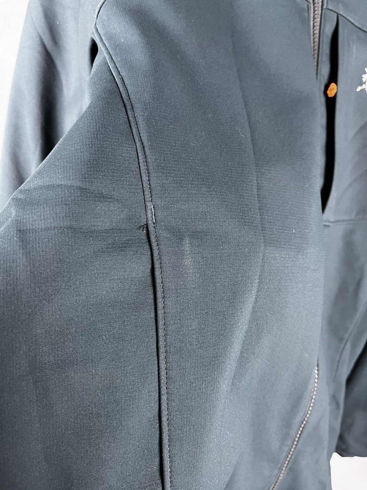 Arc'teryx Arcteryx mens outdoor jacket size m Size US M / EU 48-50 / 2 - 6 Thumbnail