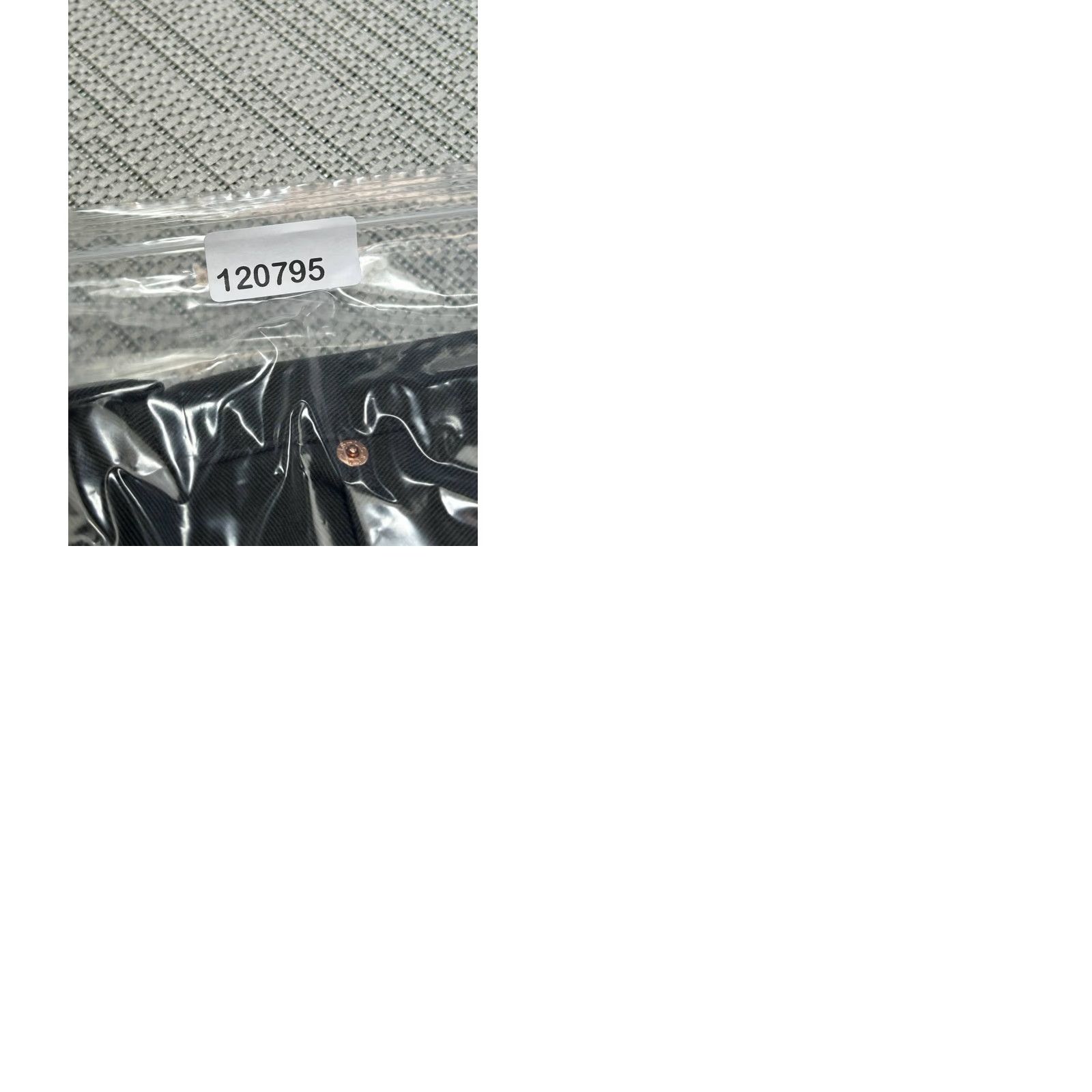 Levi's Levis 501 Jeans Mens Black Denim Tapered Leg Original Fit Logo Cotton 40x27 Size US 40 / EU 56 - 10 Thumbnail