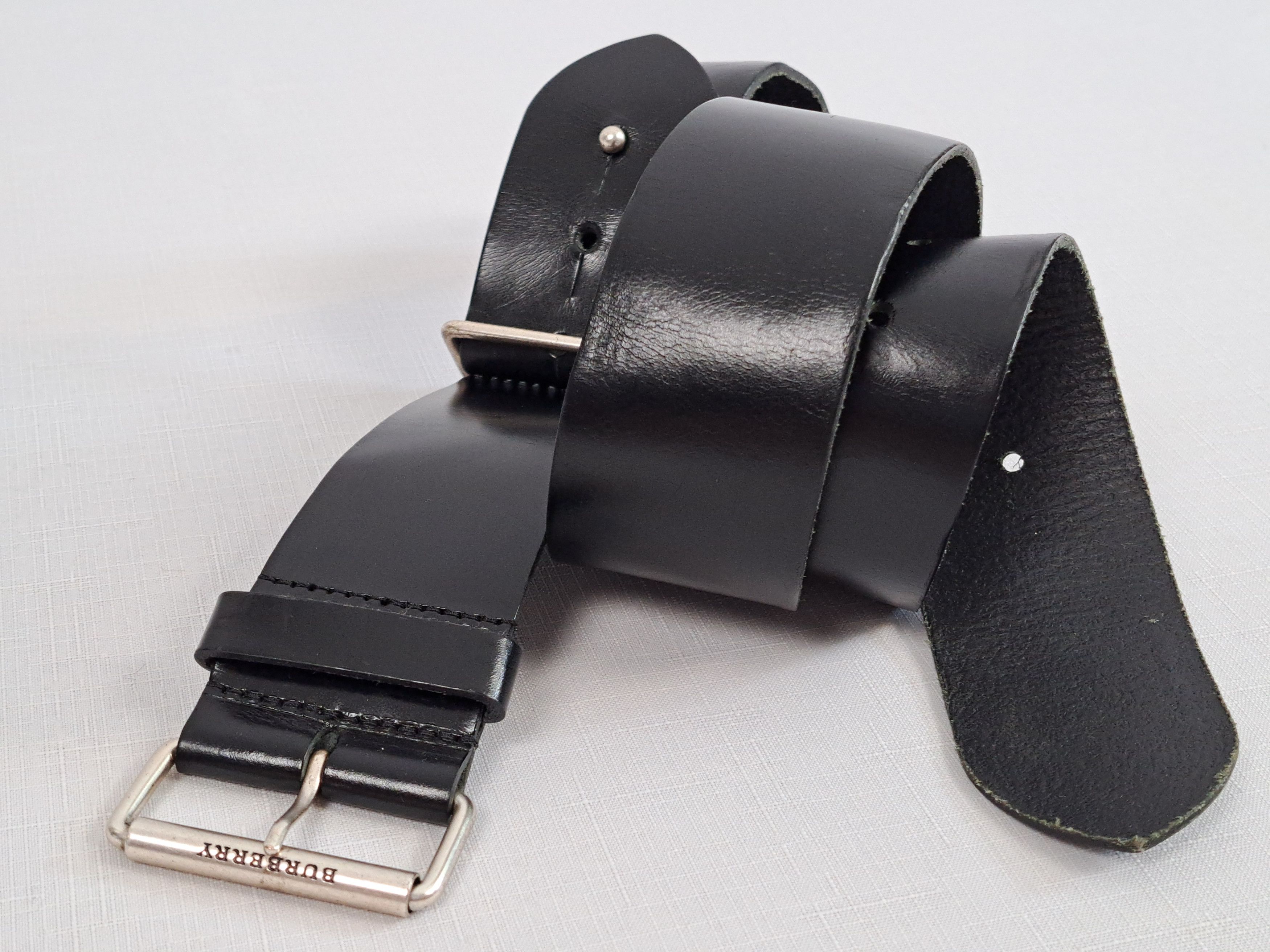 Burberry Burberry London leather belt. Made in England Size ONE SIZE - 4 Thumbnail