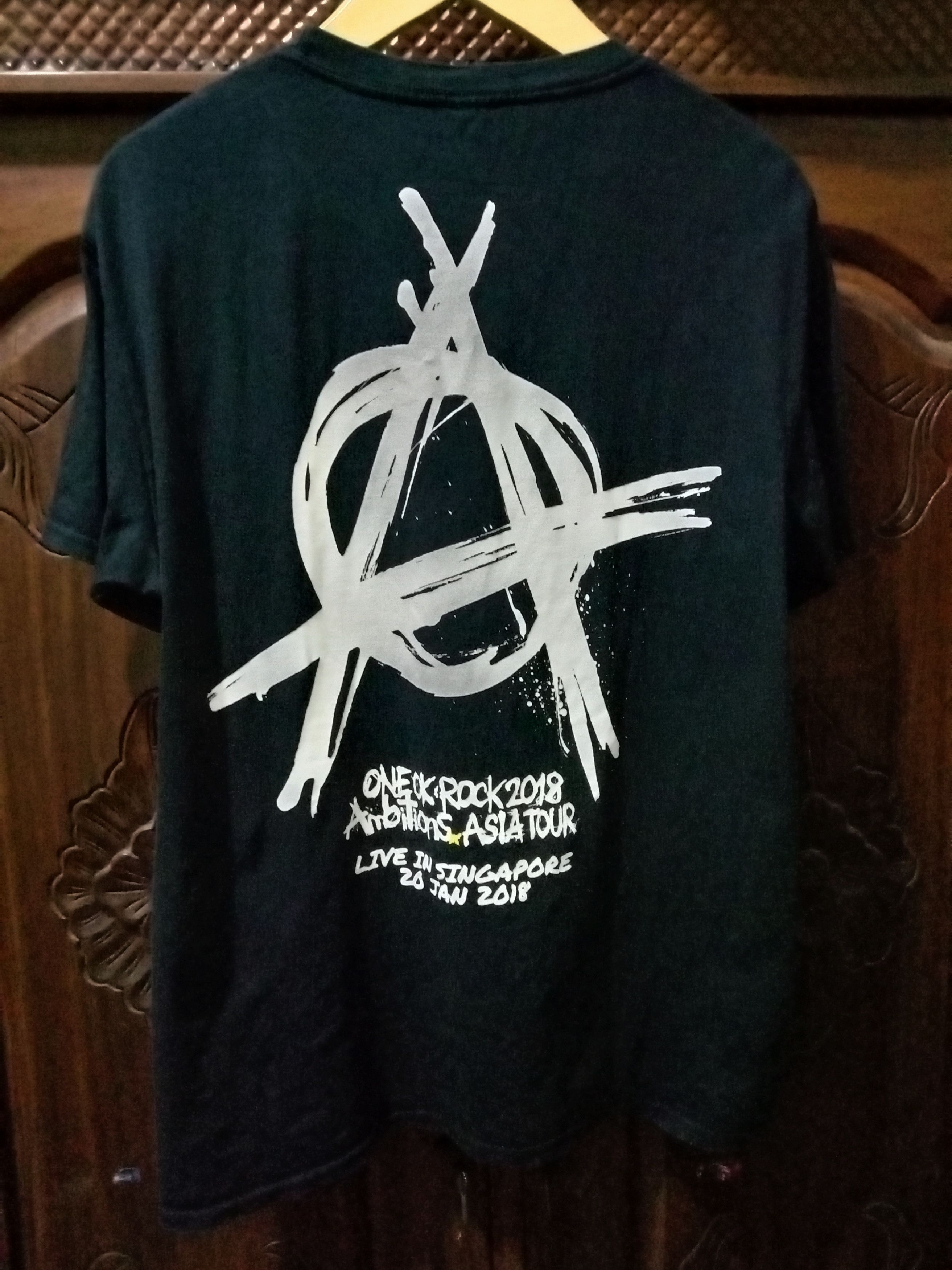 Gildan T-shirt One Ok Rock Singapore Tour 2018 Original Gildan Tag Size US L / EU 52-54 / 3 - 3 Thumbnail