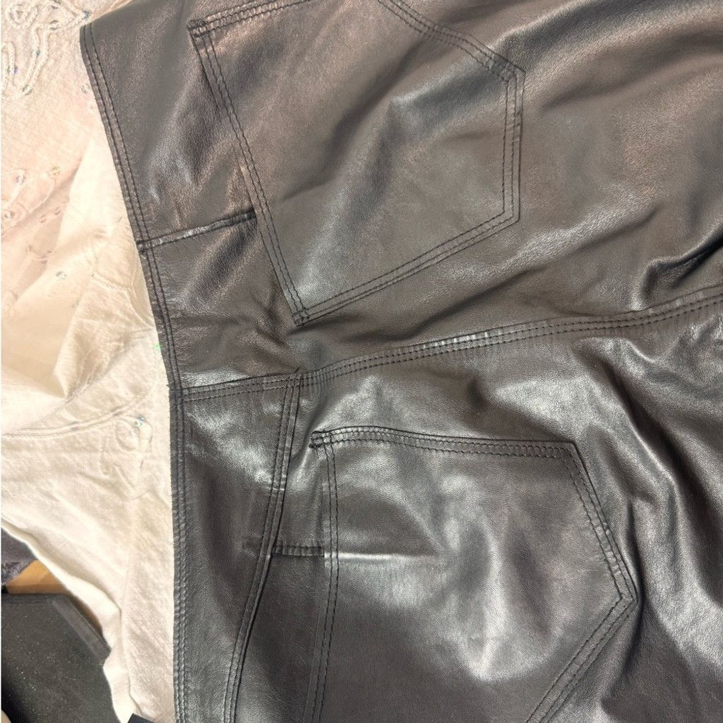 Guess Y2K Guess Genuine Leather Pants Size 8 Mid-Rise Straight Leg Size 30" / US 8 / IT 44 - 6 Thumbnail