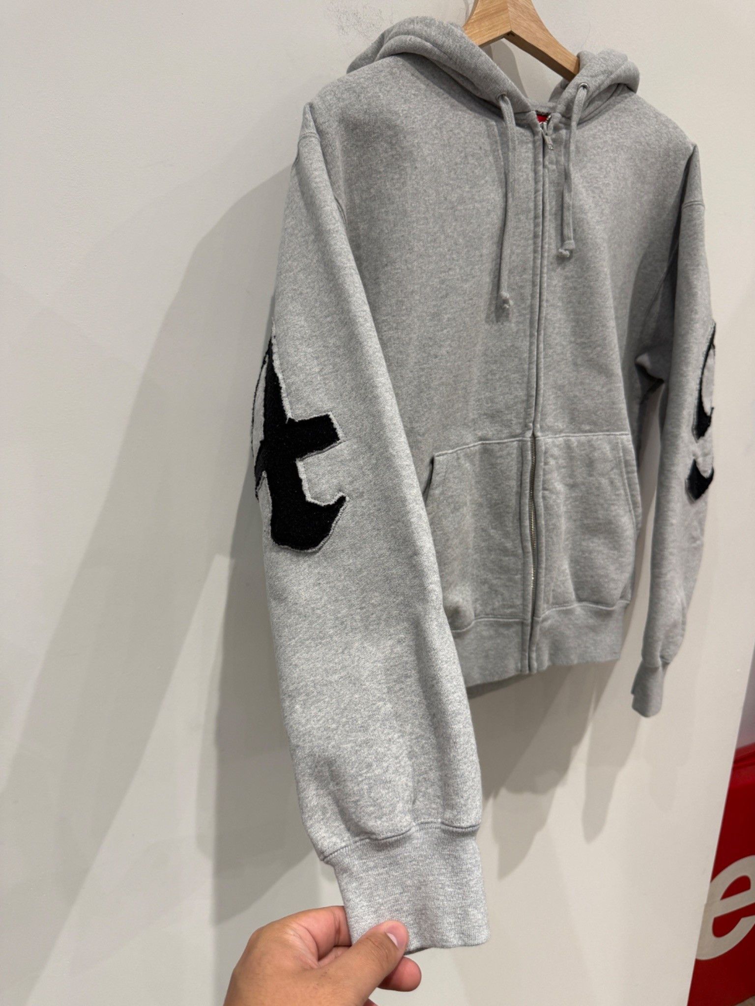 Supreme Supreme Cut Out Zip Up Hooded Sweatshirt Heather Grey Size US S / EU 44-46 / 1 - 3 Thumbnail