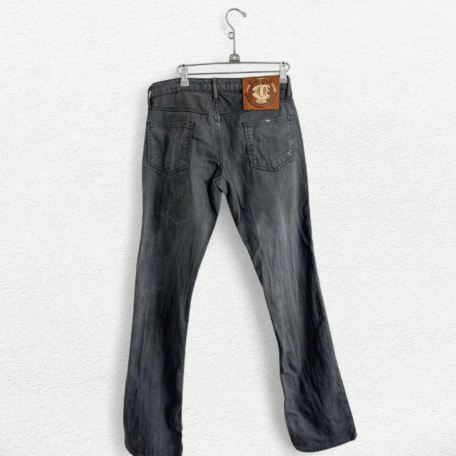 Just Cavalli Vintage Just Cavalli Distressed Jeans in Faded Grey - Unisex Size US 30 / EU 46 - 1 Thumbnail