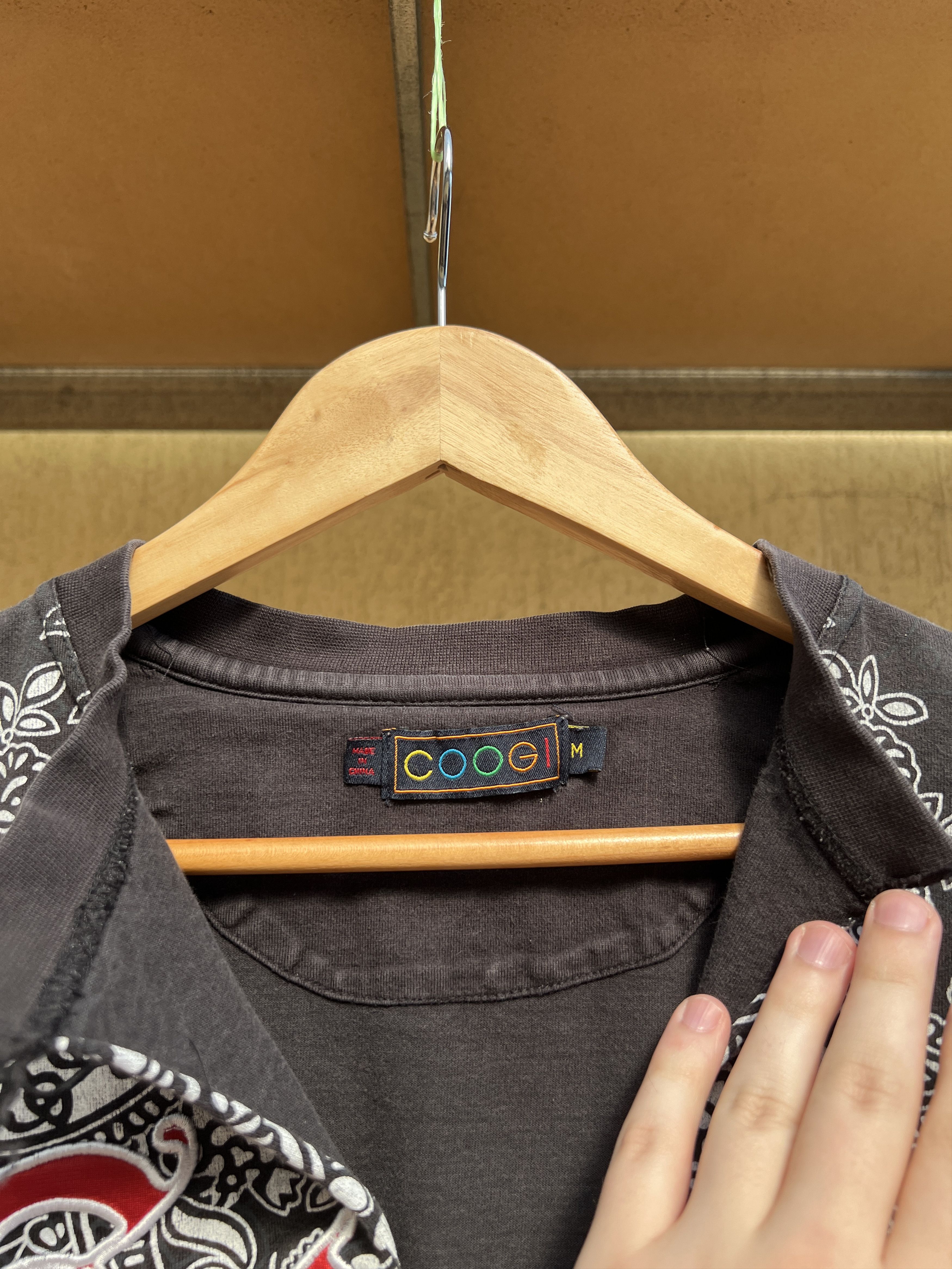 Coogi Coogi Y2K Style Vintage Graphic Tee Size US M / EU 48-50 / 2 - 5 Thumbnail