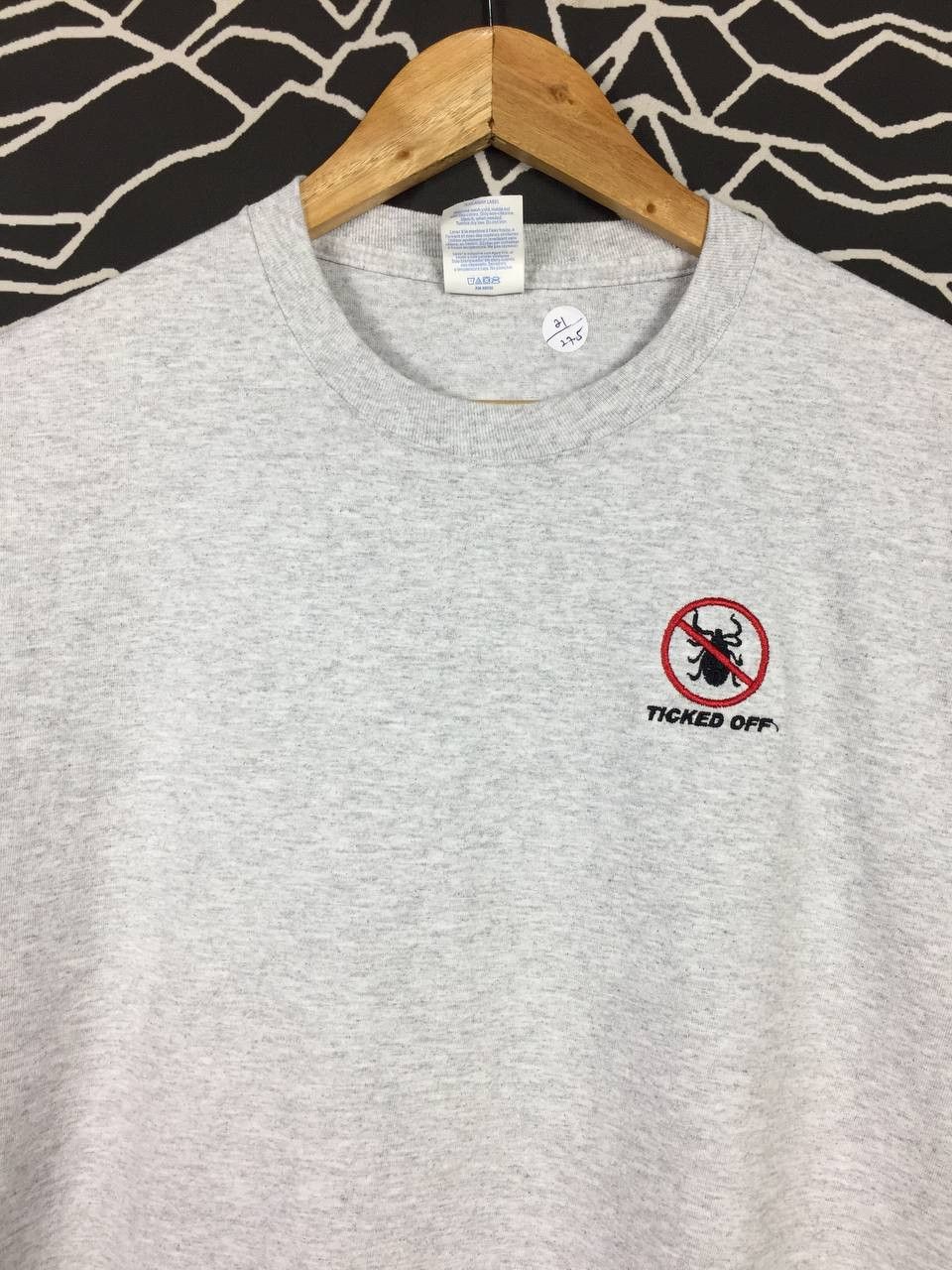 Vintage Ticked Off Embroidered Logo Warning Sign Essential Tee Size US L / EU 52-54 / 3 - 3 Thumbnail
