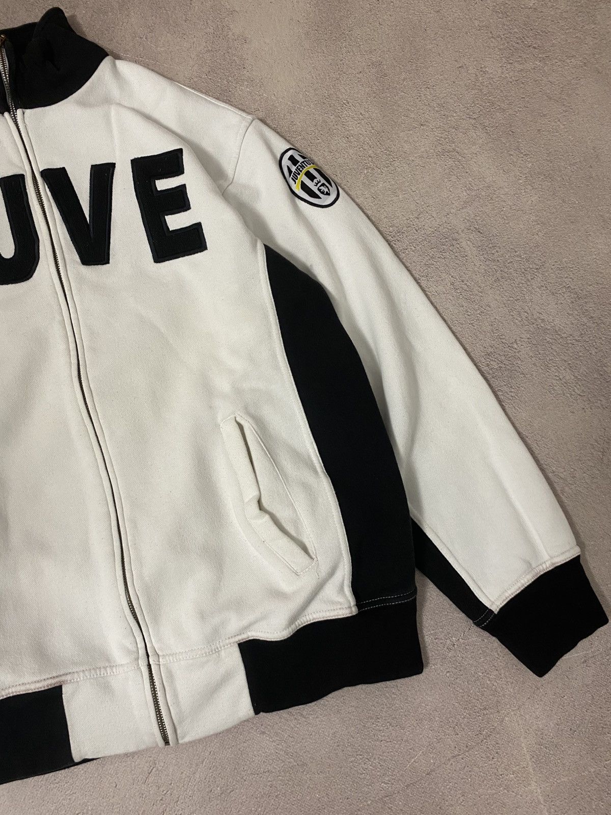 Vintage Juventus Soccer Vintage sweatshirt Size US XL / EU 56 / 4 - 3 Thumbnail