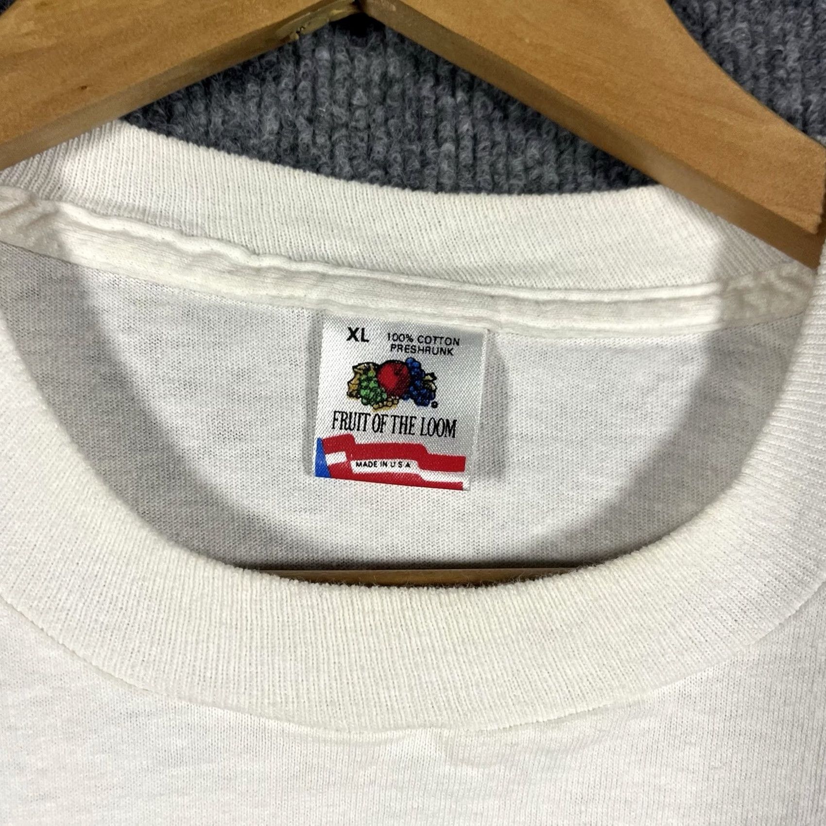 Fruit Of The Loom VINTAGE Dallas Alice T-Shirt XL White Comedy PMS Attack 90s USA Phillips Mens Size US XL / EU 56 / 4 - 4 Thumbnail