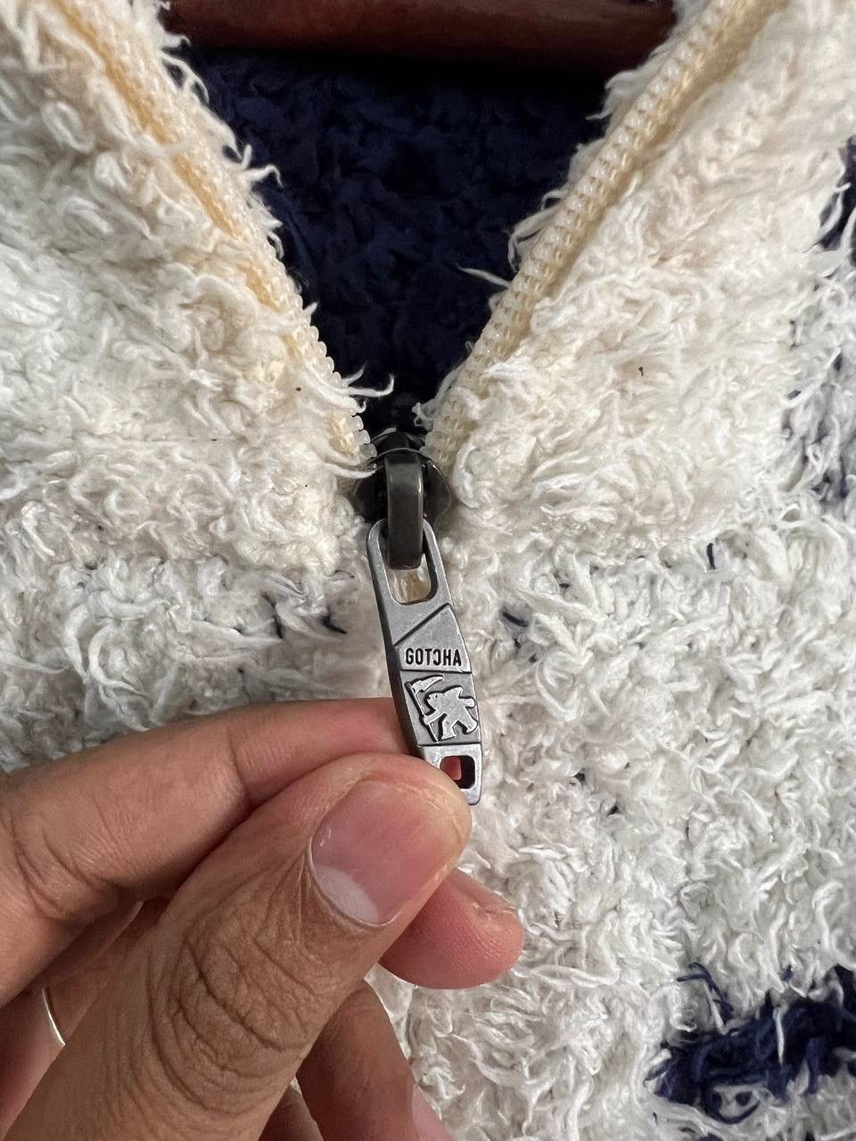 Gotcha Gotcha Surfing Native Mohair Fur Hoodie Size US L / EU 52-54 / 3 - 11 Thumbnail