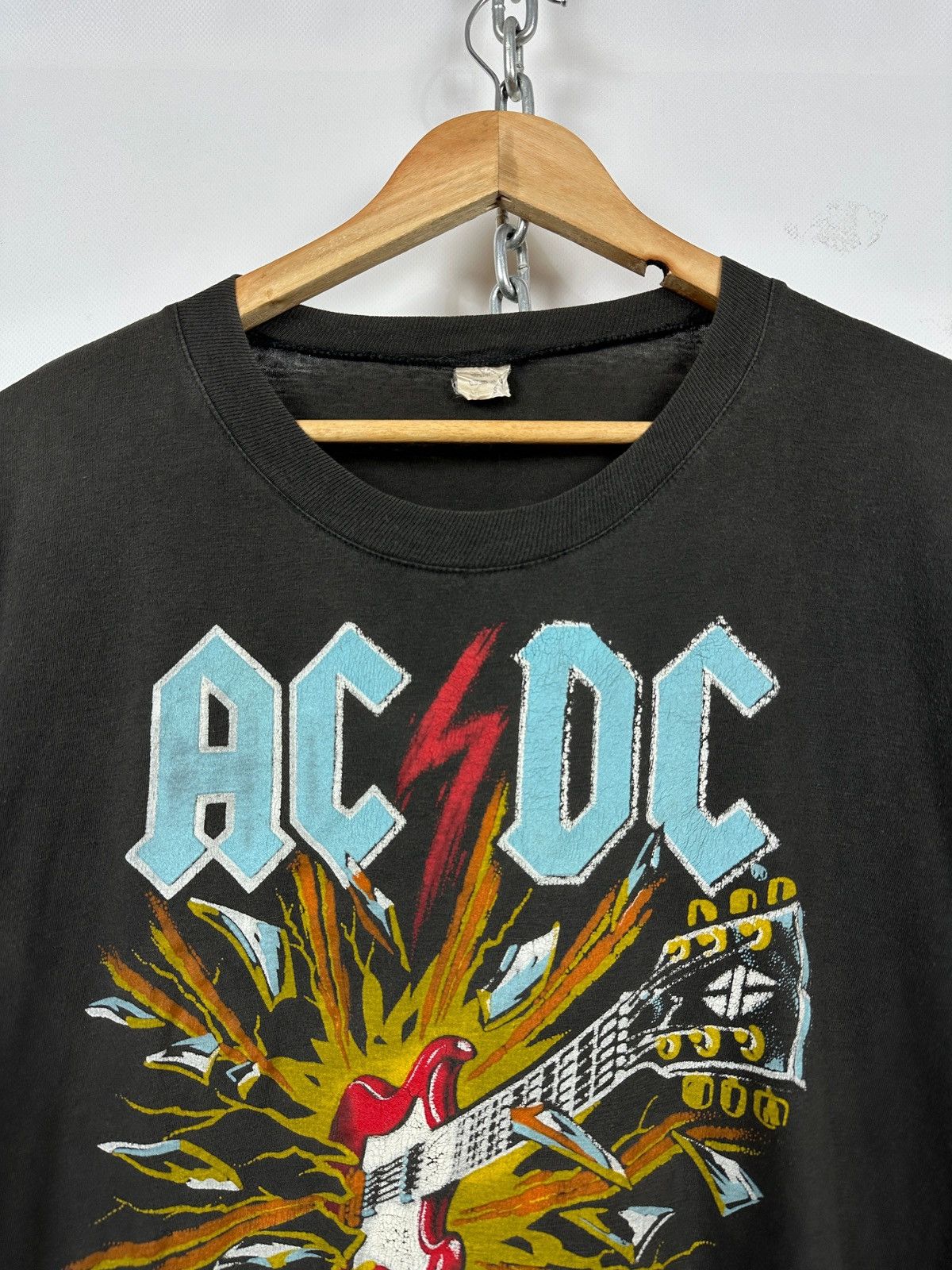 AC/DC 1988 Vintage AC/DC Blow Up Your Video Rare Band T-Shirt Size US S / EU 44-46 / 1 - 7 Thumbnail