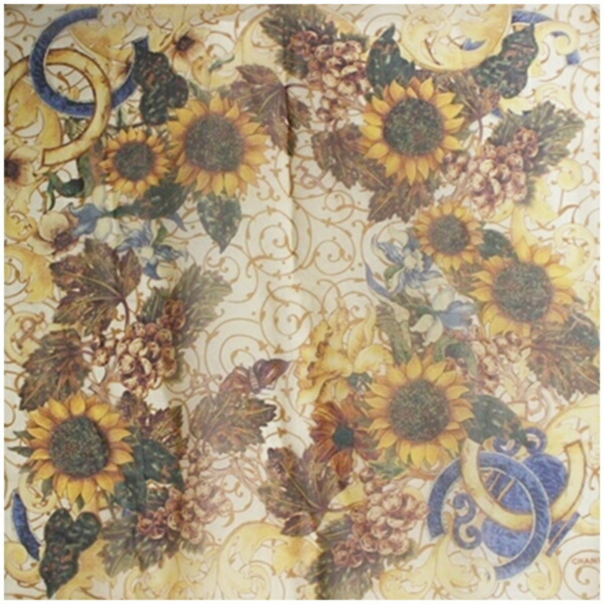 Chanel Chanel silk scarf/muffler in beige and yellow. CHANEL women's chiffon. Size ONE SIZE - 1 Thumbnail