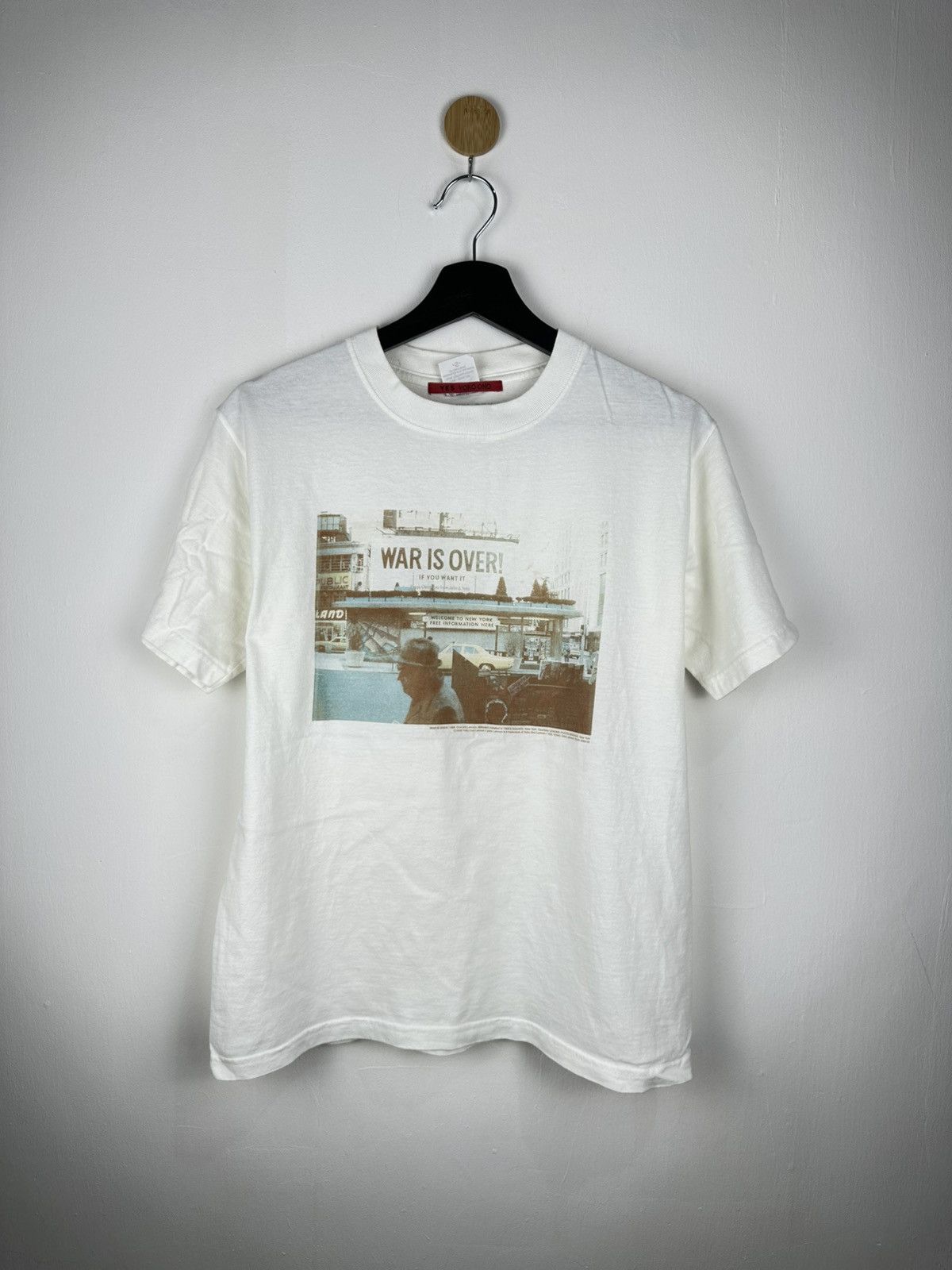 Band Tees × Vintage Vintage 2004 Yoko Ono War Is Over Photo Archive Tee Size US S / EU 44-46 / 1 - 1 Thumbnail