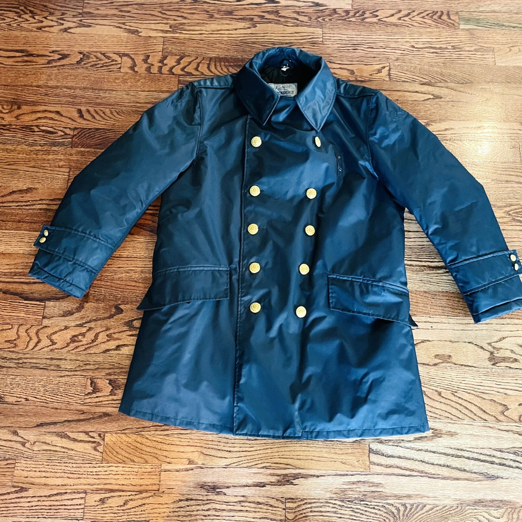 Vintage VINTAGE Blauer Nylolite Police Navy Blue Coat Jacket Gold Buttons Mens Sz 42R Size US XS / EU 42 / 0 - 3 Thumbnail
