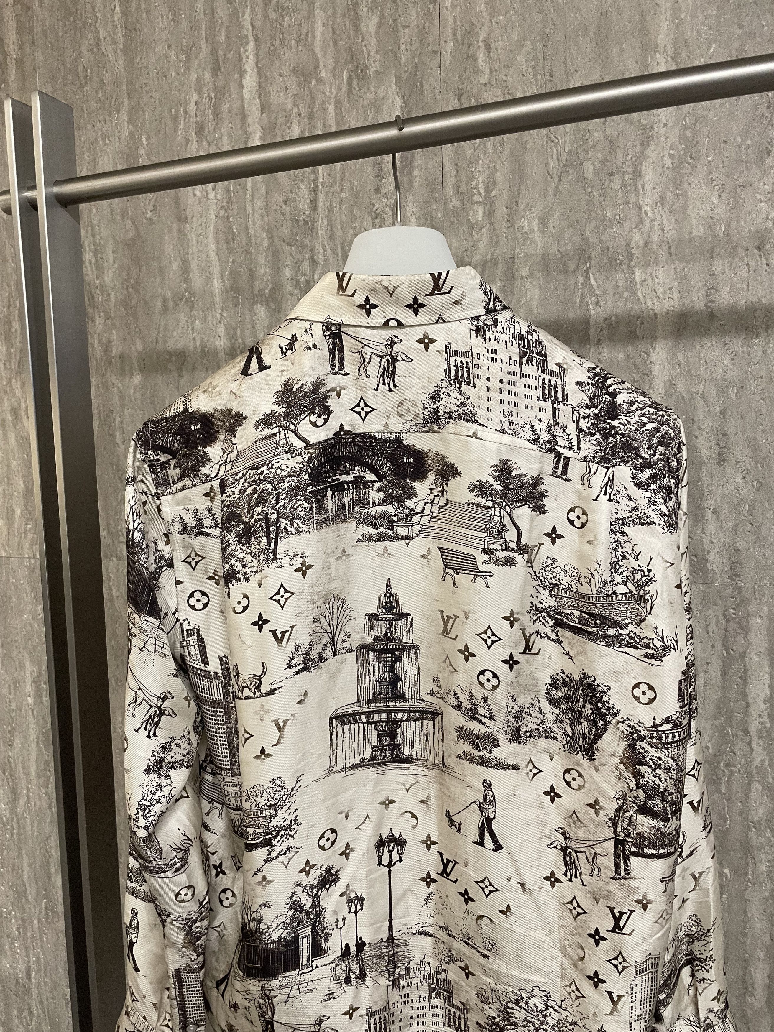 Louis Vuitton Louis Vuitton 25new Mens White & Black Printed Button-Up Shi Size US XL / EU 56 / 4 - 2 Thumbnail