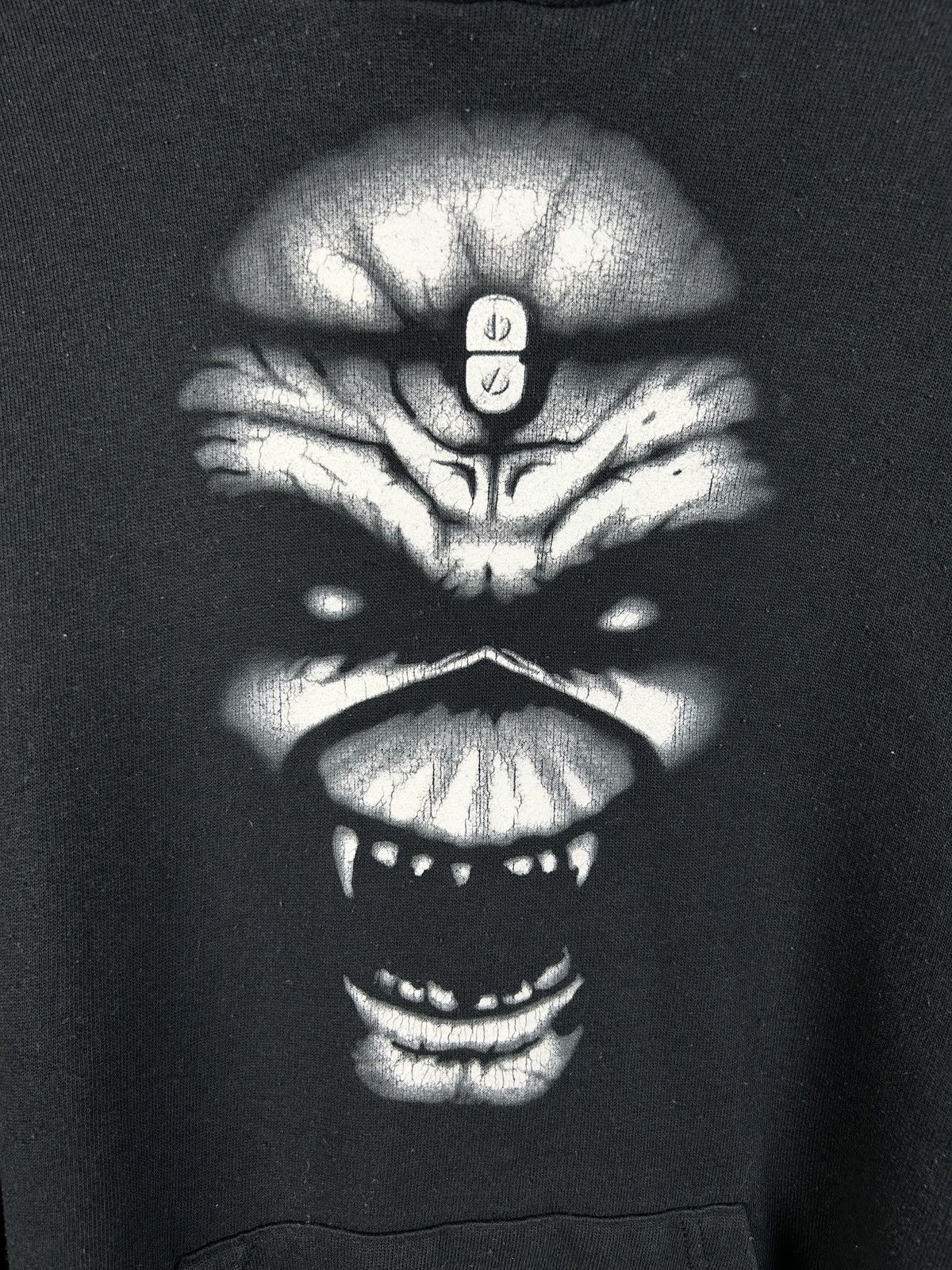 Band Tees Vintage Iron Maiden FC Eddie Mummy Centre Logo Hoodie Size US M / EU 48-50 / 2 - 2 Thumbnail