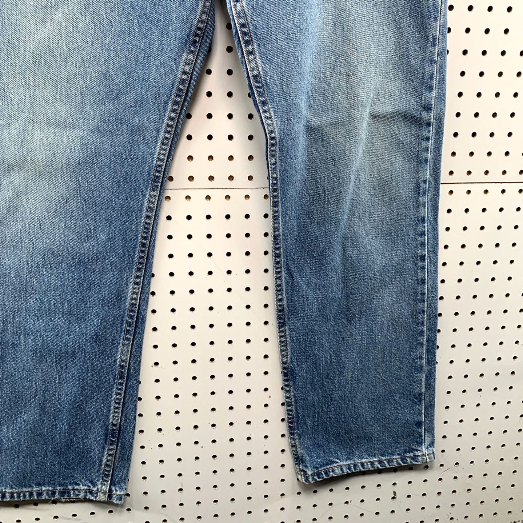 Levi's VINTAGE Levi's 505 Jeans Mens 34x30 Straight Regular Blue Denim 34x30 Inseam 30in Levis 500 Series Size US 34 / EU 50 - 6 Thumbnail