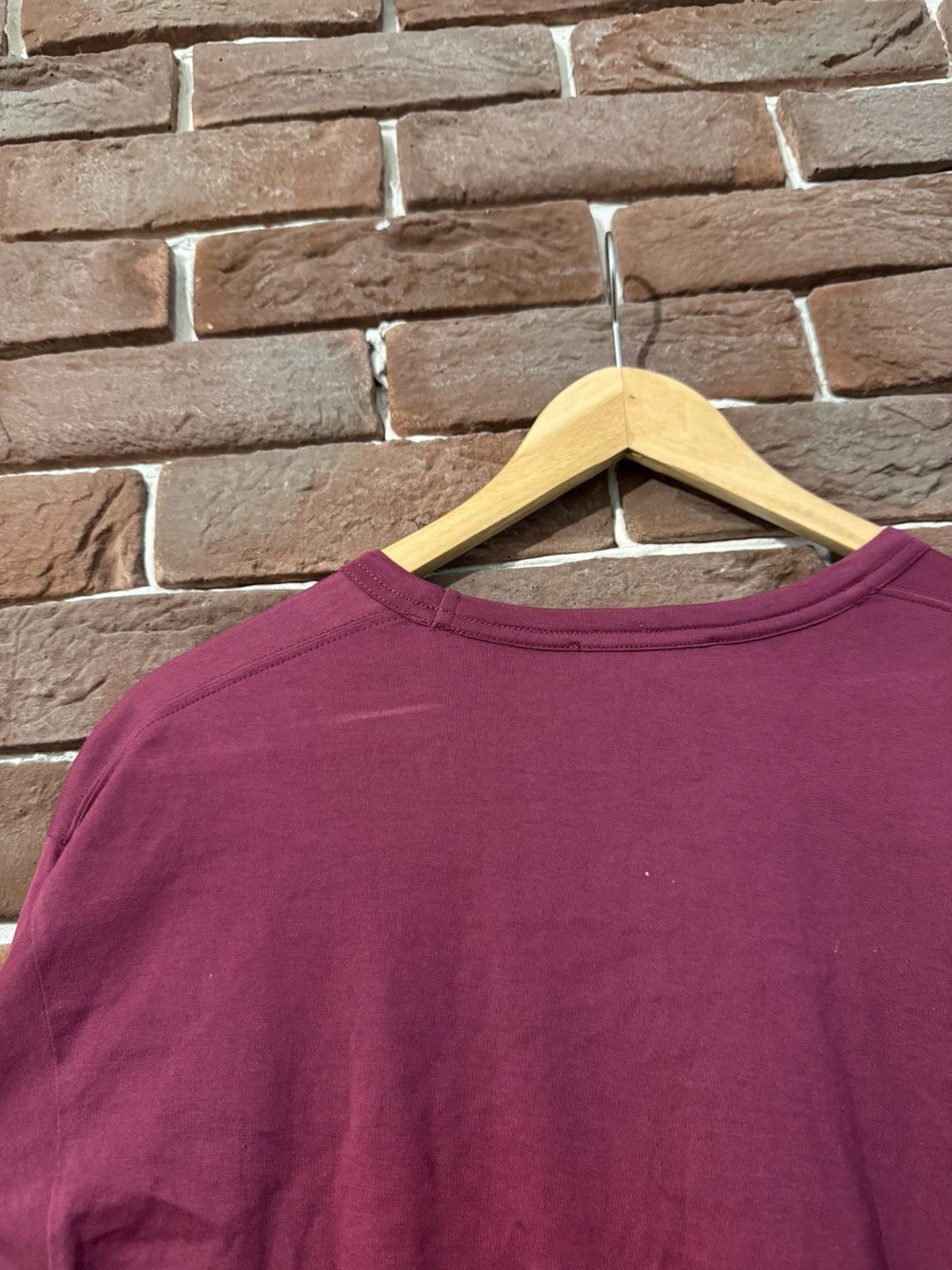Acne Studios Acne Studios Nash Face Rare Cw Burgund Basic Quality Tee Size US S / EU 44-46 / 1 - 10 Thumbnail
