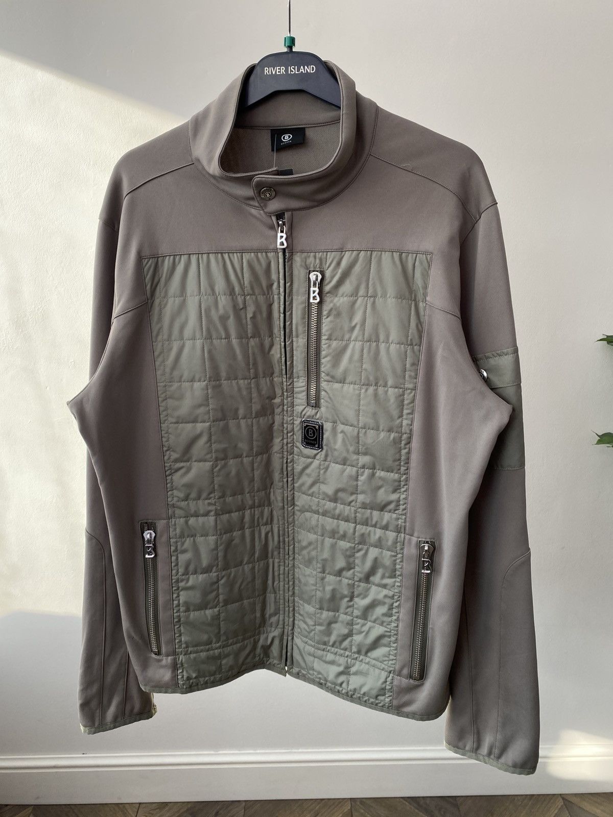 Bogner Vintage Bogner Quilted Zip Jacket Full Zip Lightweight Size XL / US 12-14 / IT 48-50 - 1 Thumbnail