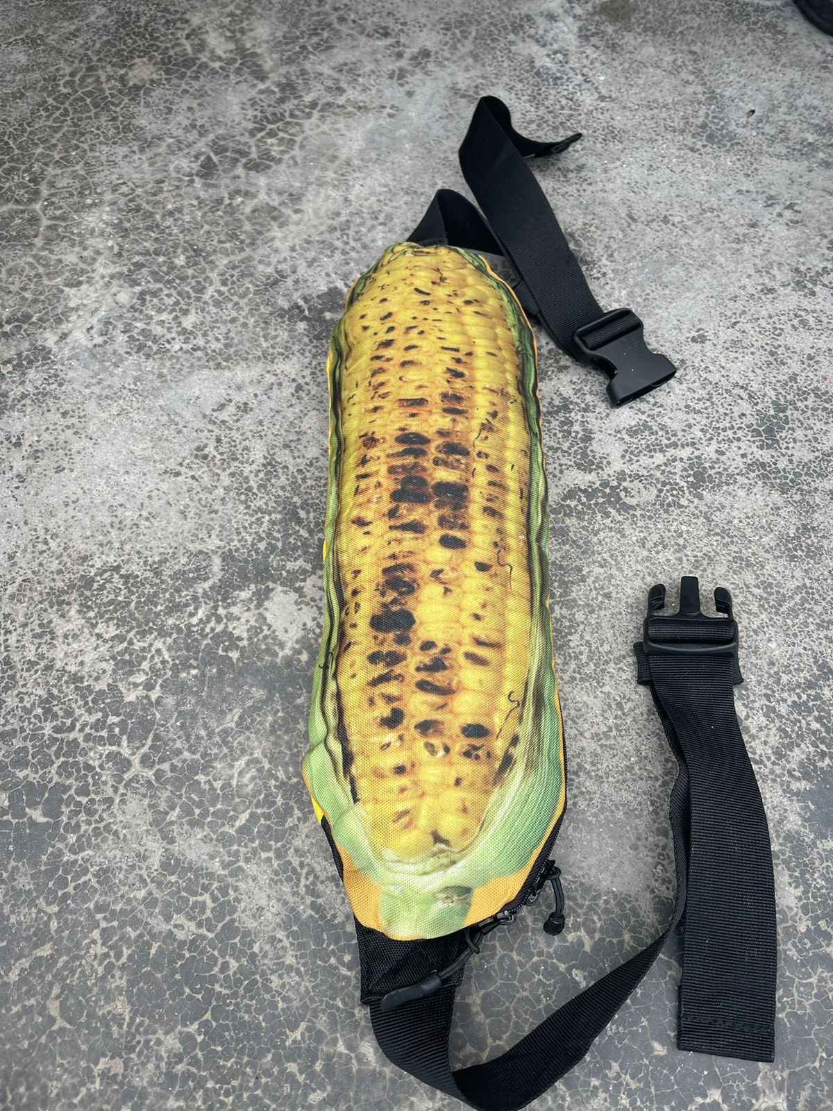 Japanese Brand × go slow caravan Fanny bum bag go slow caravan grilled corn Size ONE SIZE - 1 Thumbnail