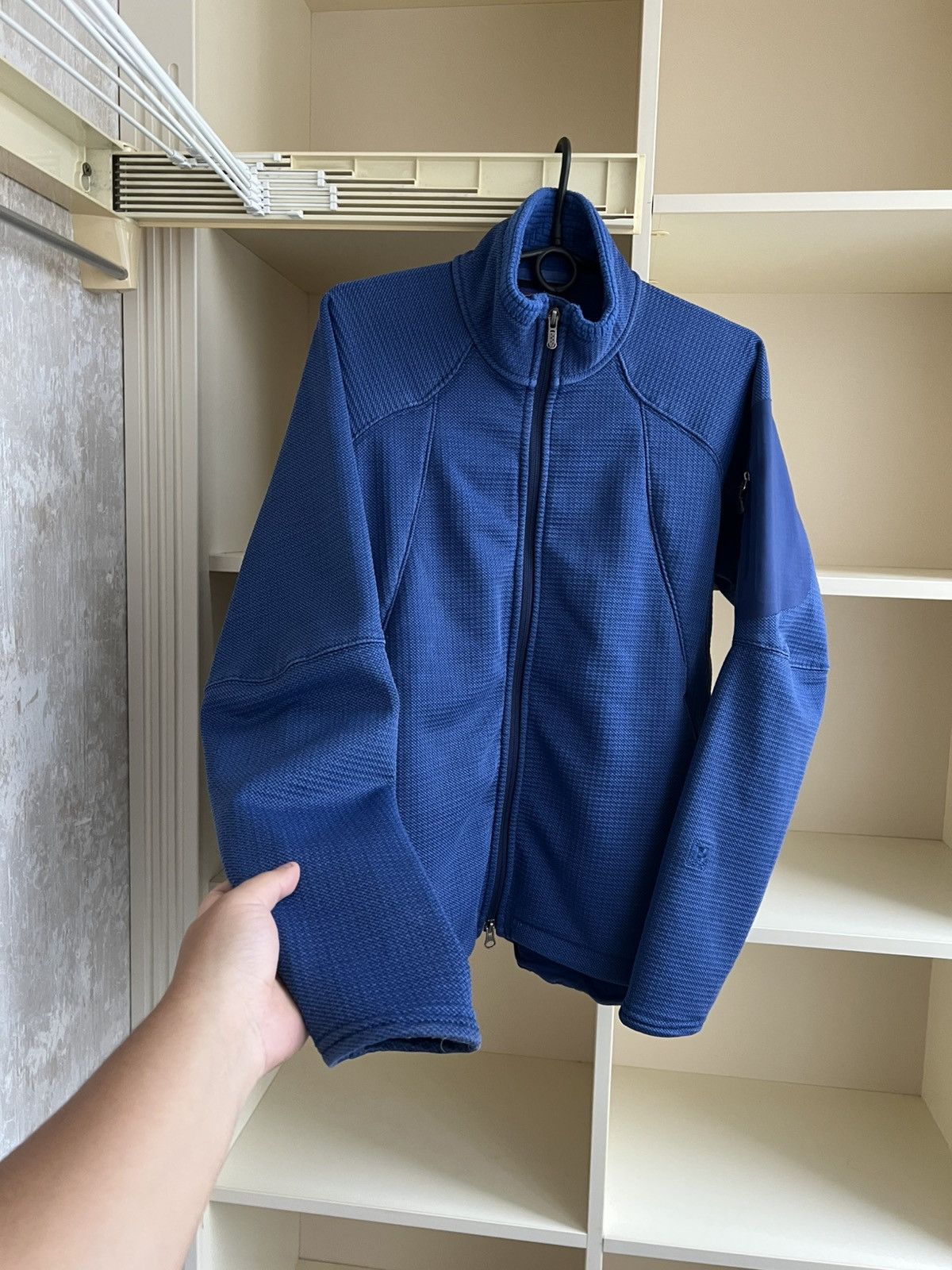 Patagonia Vintage Patagonia R1 Jacket Womens Size L Fleece POLARTEC Size L / US 10 / IT 46 - 11 Thumbnail