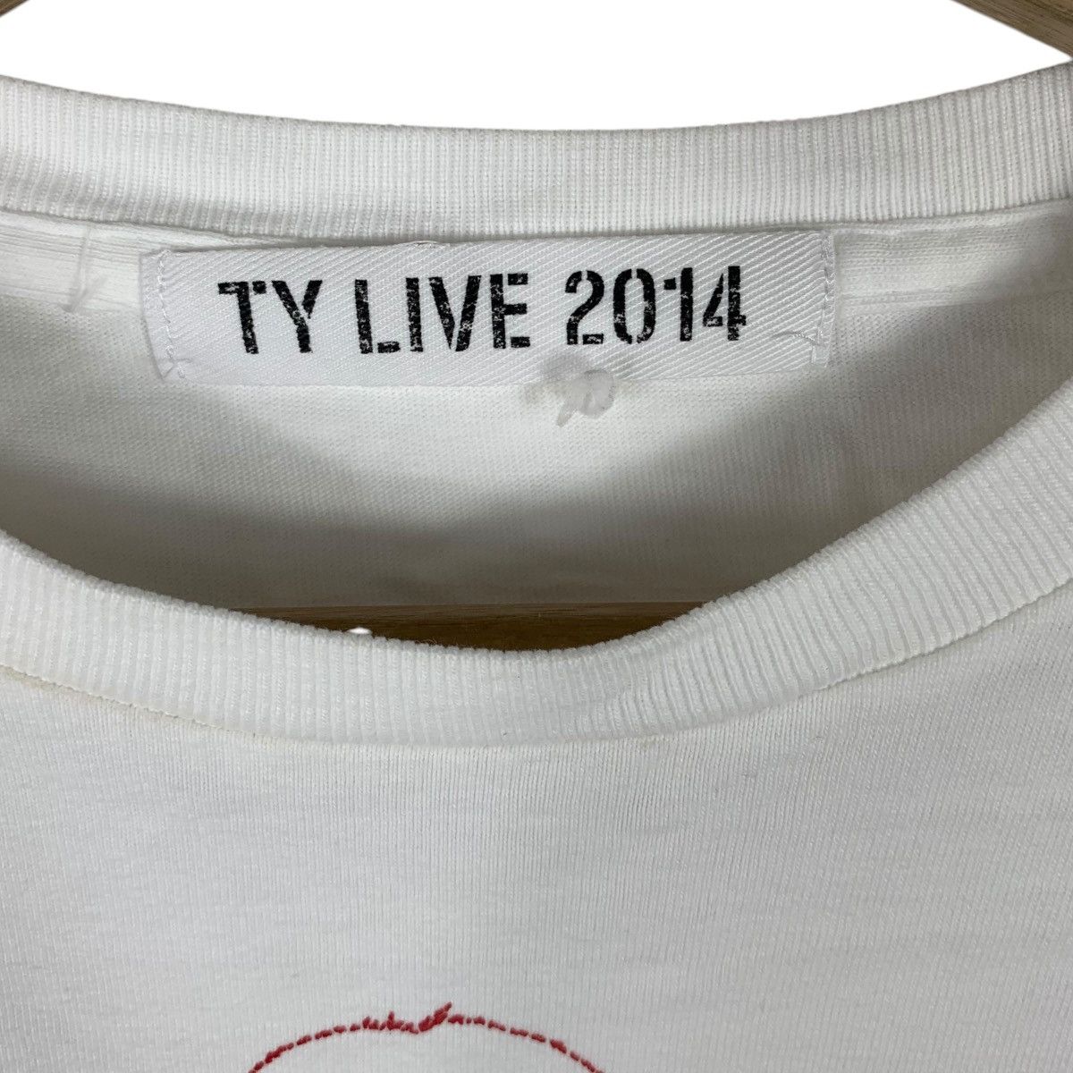 Vintage YOSHIDA TAKURO TY Live 2014 Tabi No Yado Concert Tee Shirt Size S / US 4 / IT 40 - 6 Thumbnail