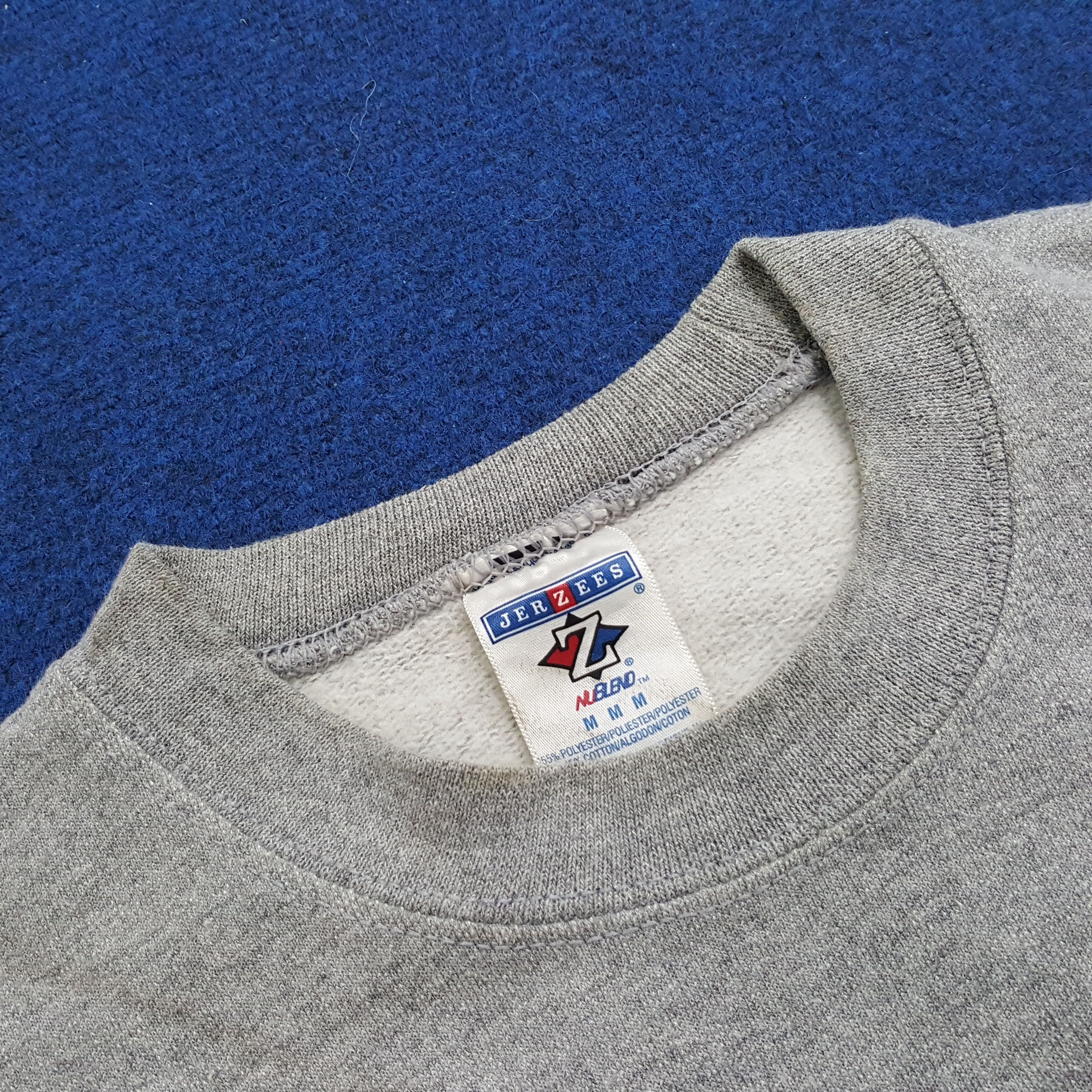 Vintage Vintage Augustana College Alumni Since 1860 Sweatshirts Size US M / EU 48-50 / 2 - 4 Thumbnail