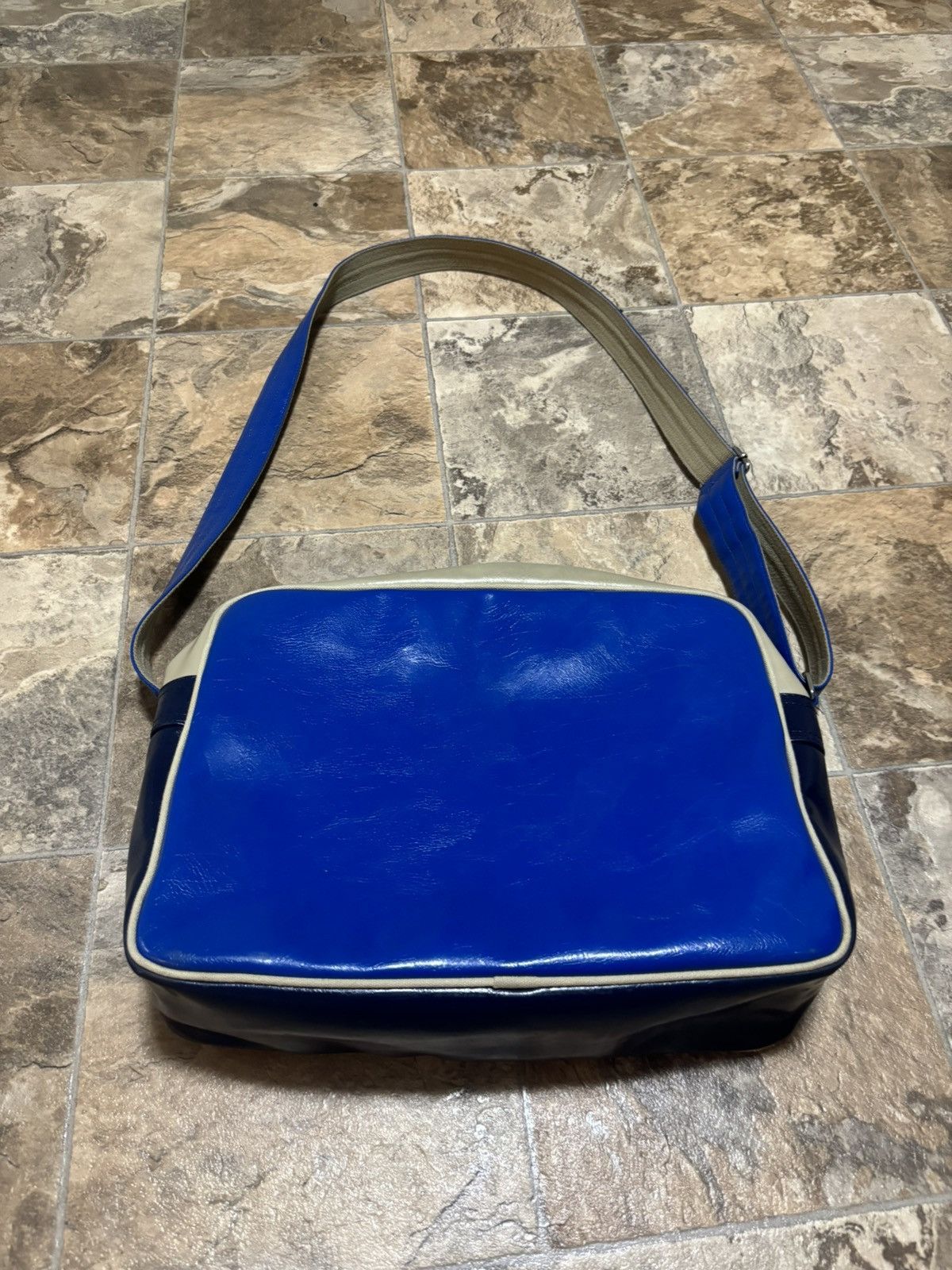 Fred Perry Vintage 1990’s Fred Perry Side Body Bag Size ONE SIZE - 2 Thumbnail