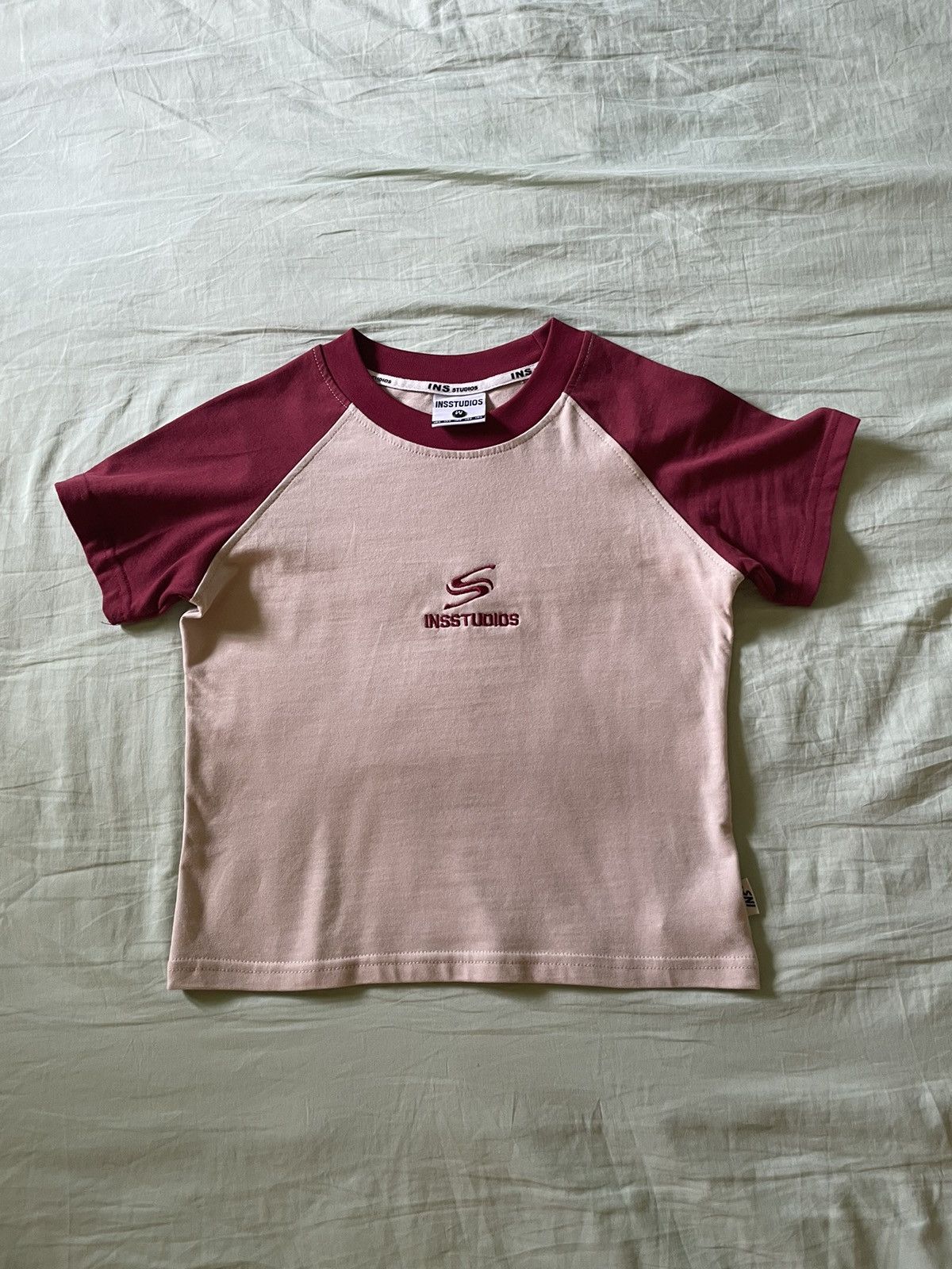 Japanese Brand INS KOREA CASUAL STITCHED LOGO T SHIRT Size S / US 4 / IT 40 - 1 Thumbnail