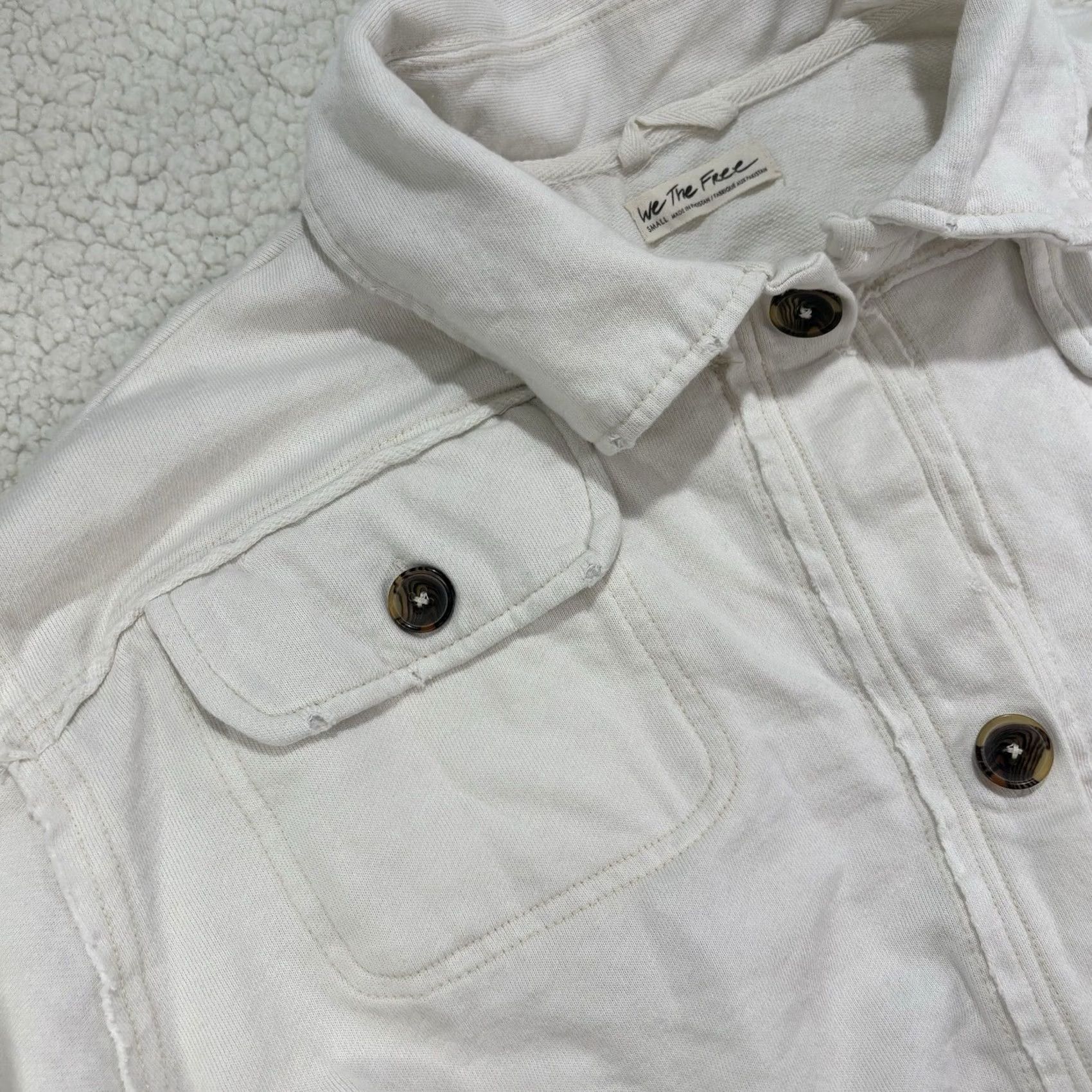 Vintage We The Free We The Free Saturday Cropped Shirt Jacket Oversized Top White S Cotton Shacket Free People Mens? Womens? Size S / US 4 / IT 40 - 6 Thumbnail