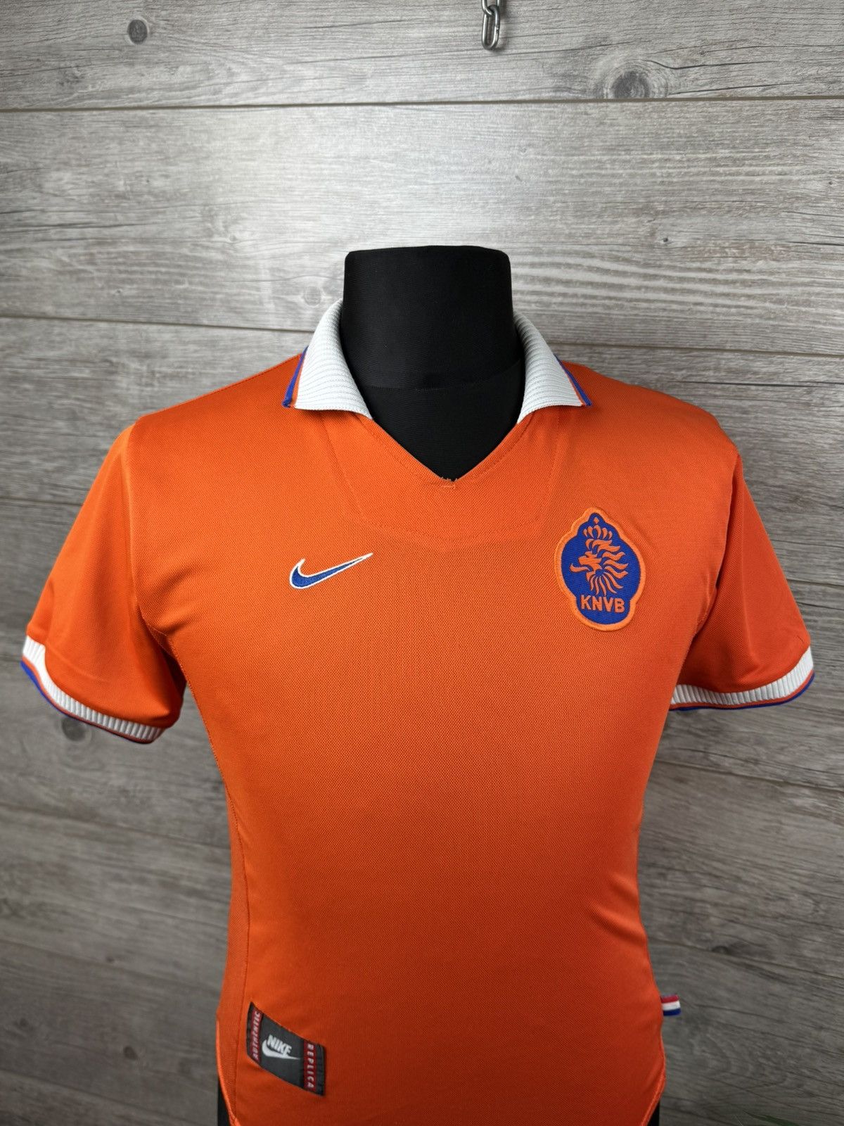 Nike HOLLAND 1997 1998 HOME SHIRT NEDERLAND FOOTBALL SOCCER NIKE Size US XS / EU 42 / 0 - 3 Thumbnail