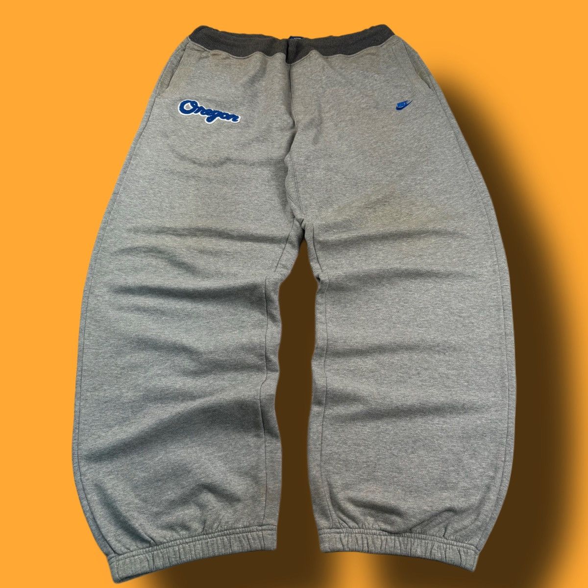 Nike × Vintage NIKE OREGON VINTAGE BASIC LOGO OVERSIZE BAGGY PANTS Size US 34 / EU 50 - 1 Thumbnail