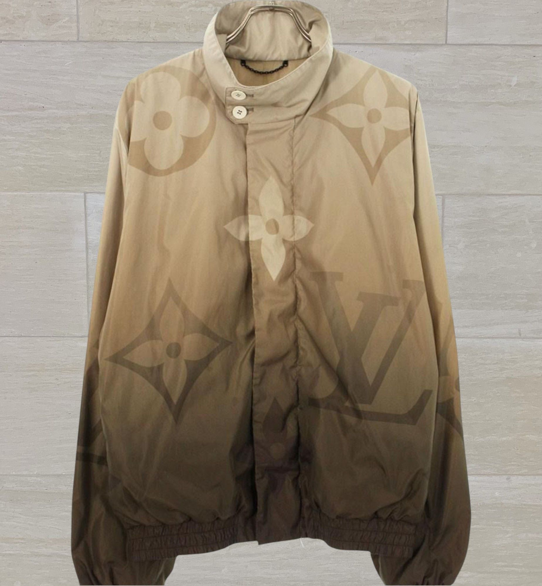Louis Vuitton Louis Vuitton LV Mogram Gradient Nylon Windbreaker Jacket Size US L / EU 52-54 / 3 - 1 Thumbnail