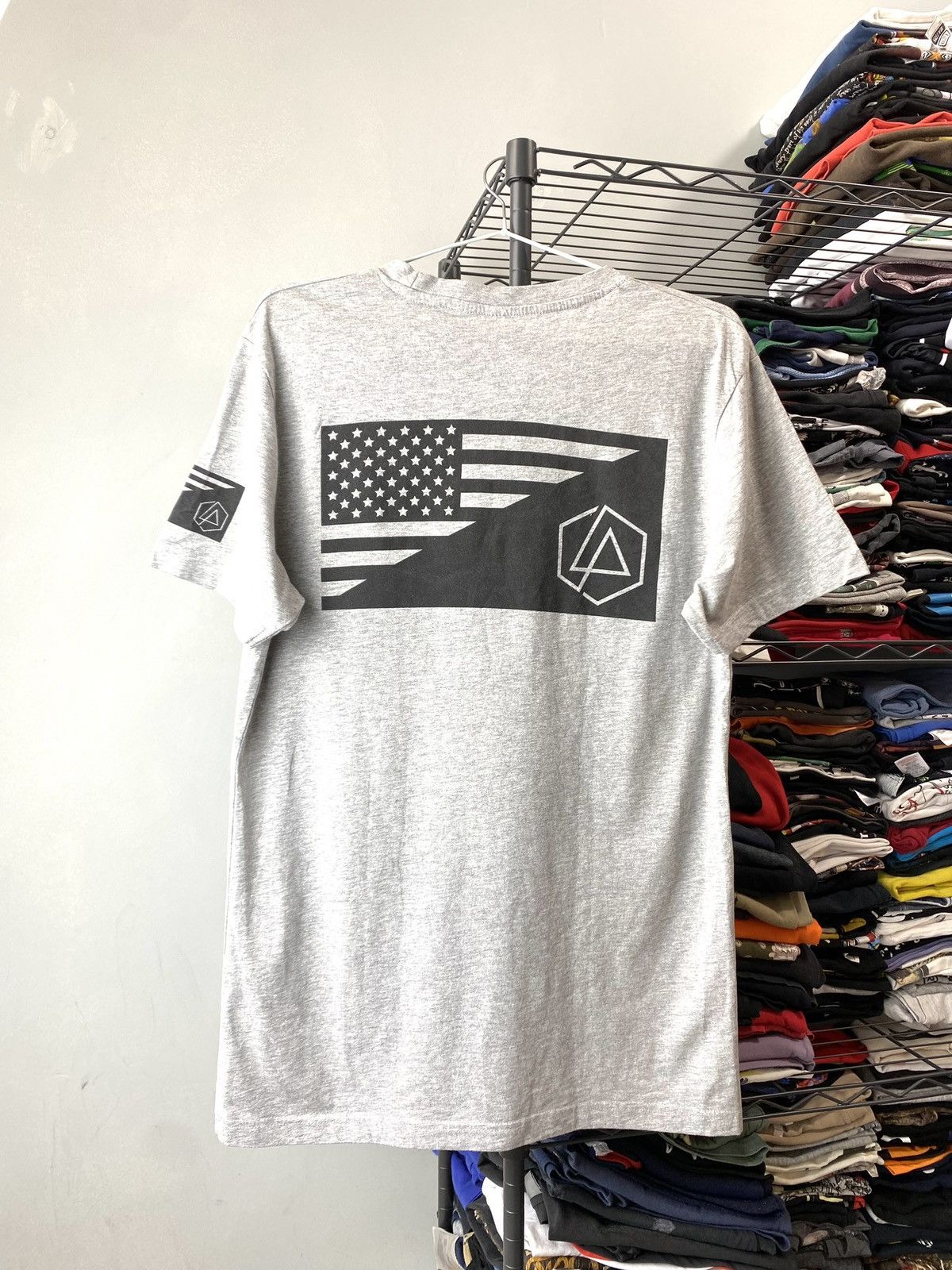 Band Tees American Flag Linkin Park Band Rock T Shirt Y2K Size US M / EU 48-50 / 2 - 1 Thumbnail
