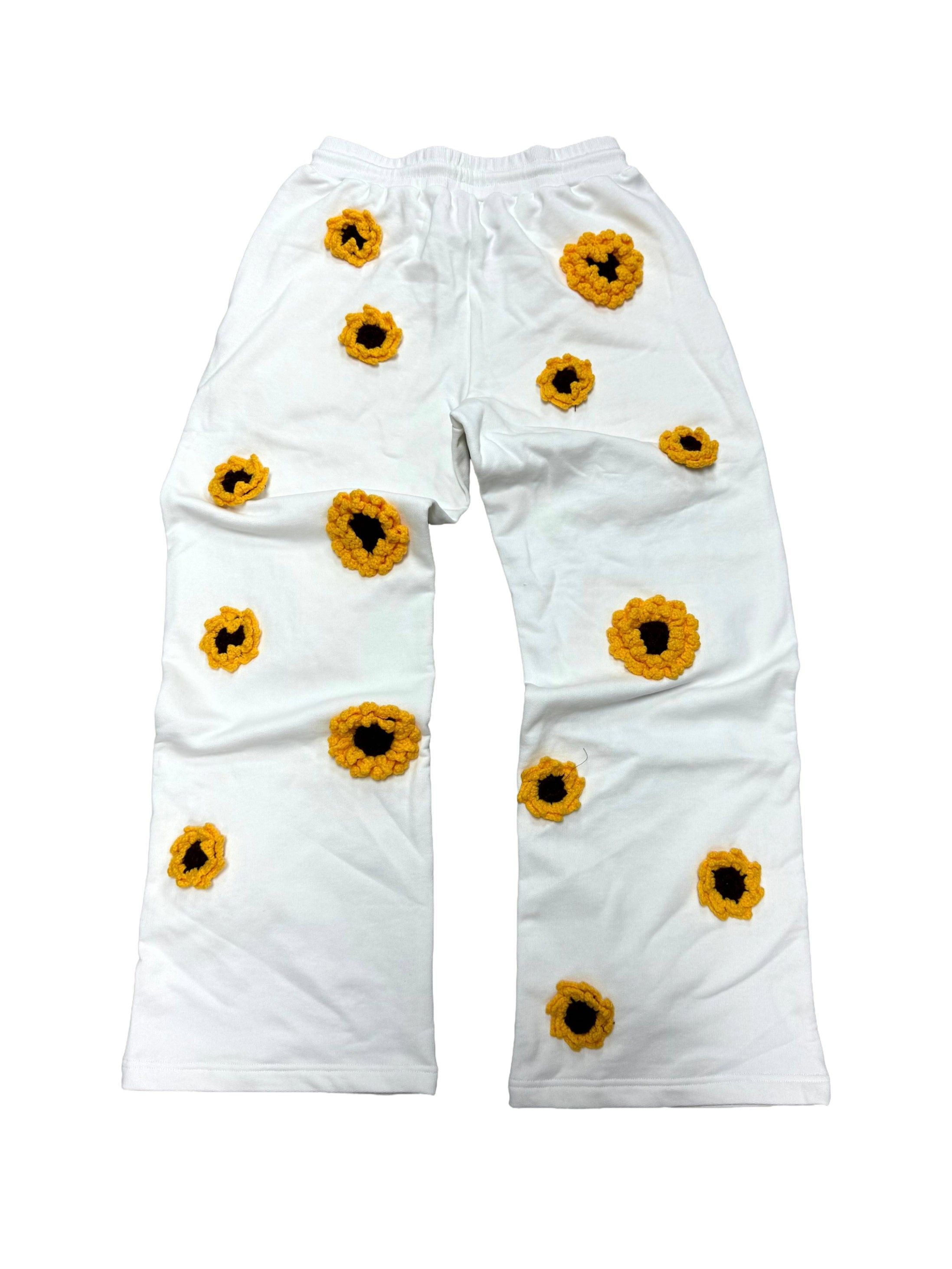 Other Arkyve Sunflower Patch Crochet White Sweats Size US 32 / EU 48 - 2 Thumbnail