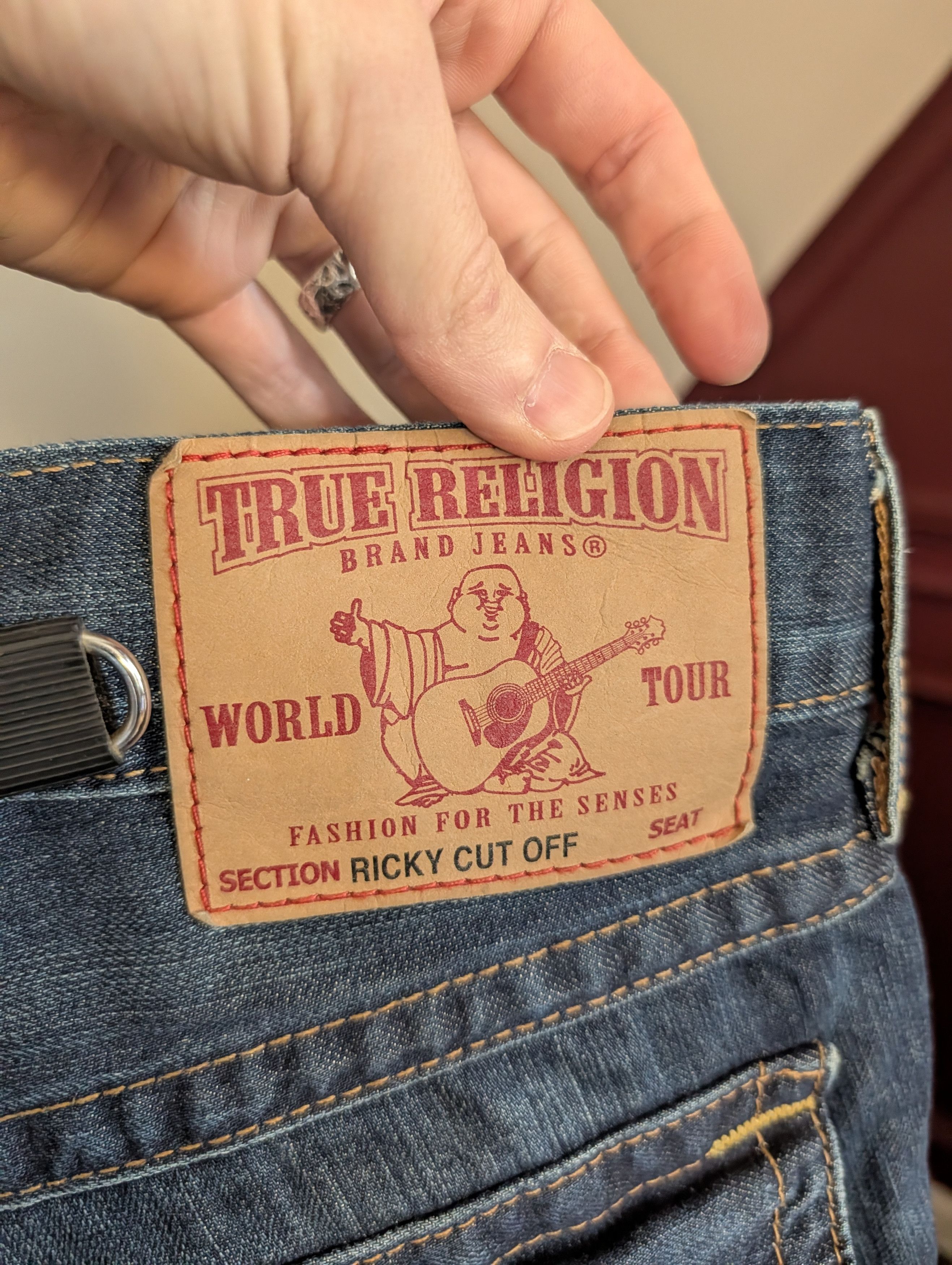 True Religion Vintage MiUSA cutoff blue denim jean shorts raw Size US 37 - 9 Thumbnail