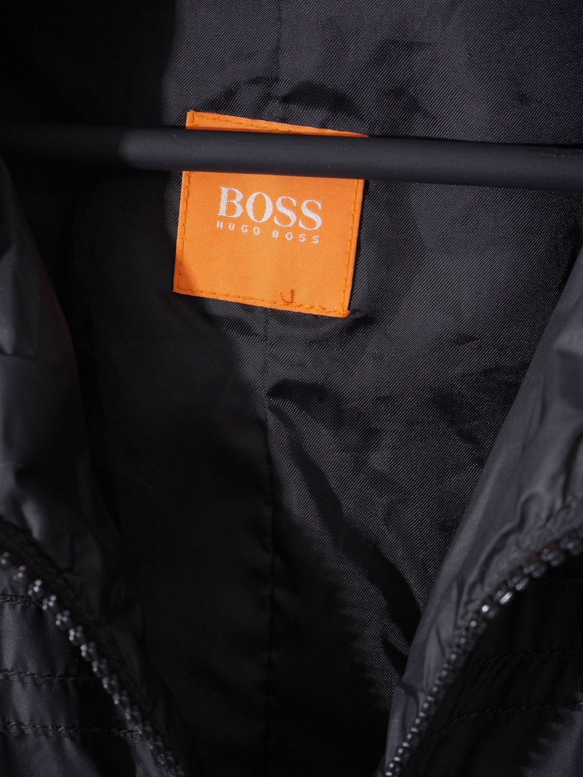 Hugo Boss Hugo Boss orange Nylon Jacket sz 48 Size US M / EU 48-50 / 2 - 5 Thumbnail