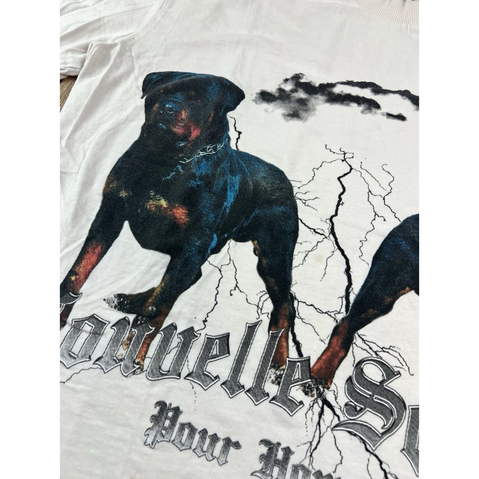 Vintage Boohoo Man Shirt Adult Large White Dog Rottweiler Streetwear Mens Size US L / EU 52-54 / 3 - 3 Thumbnail
