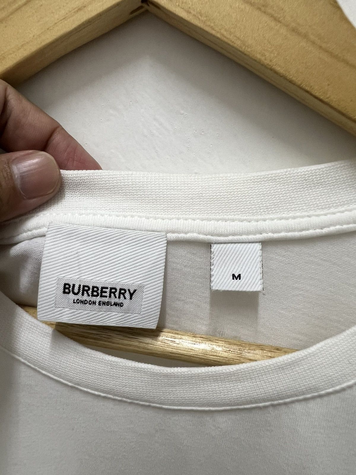 Burberry Burberry Spell Out Shirt Size US M / EU 48-50 / 2 - 4 Thumbnail