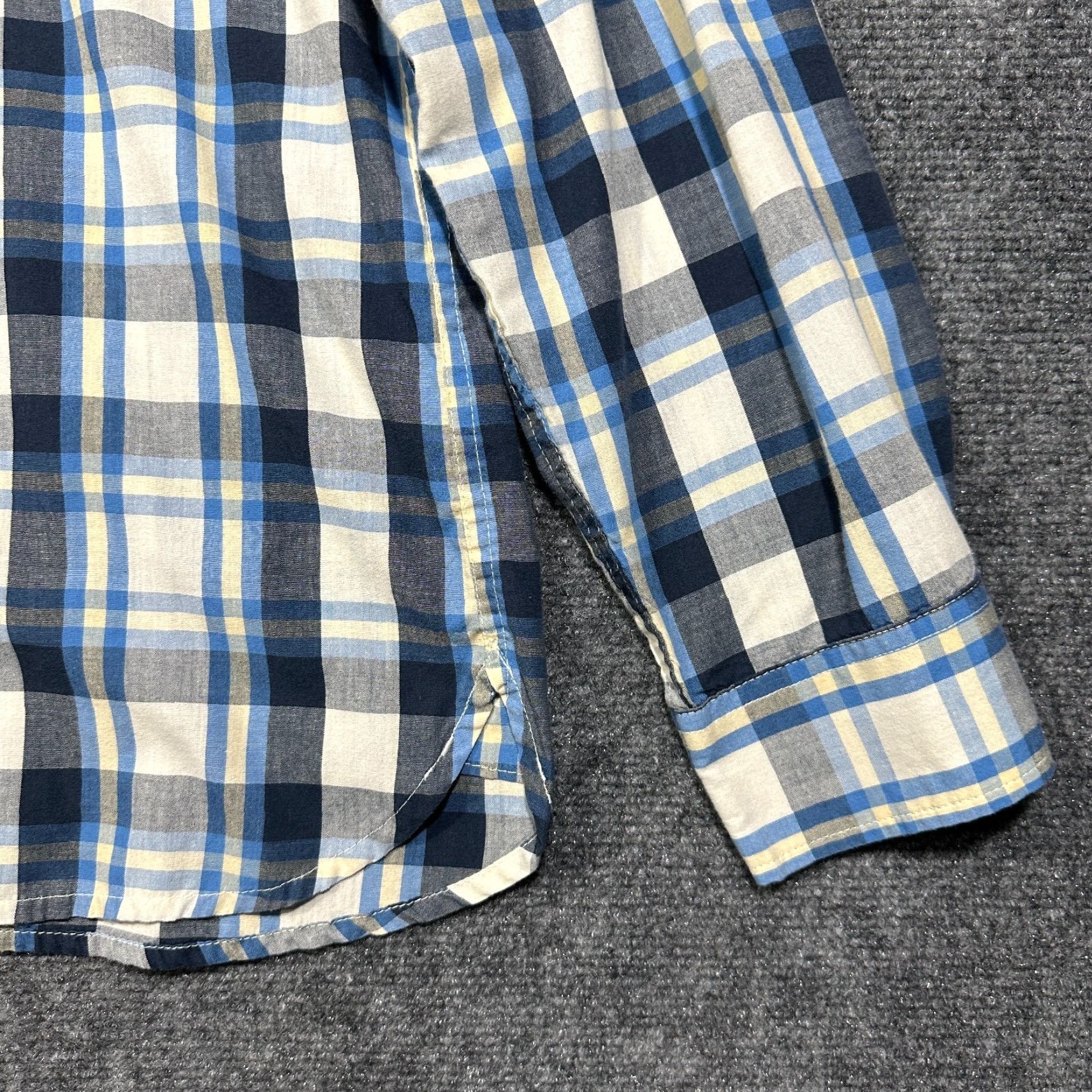Levi's Levis Shirt Mens XL Western Pearl Snap Pockets Blue Plaid Cotton Snap Cuffs Size US XL / EU 56 / 4 - 3 Thumbnail