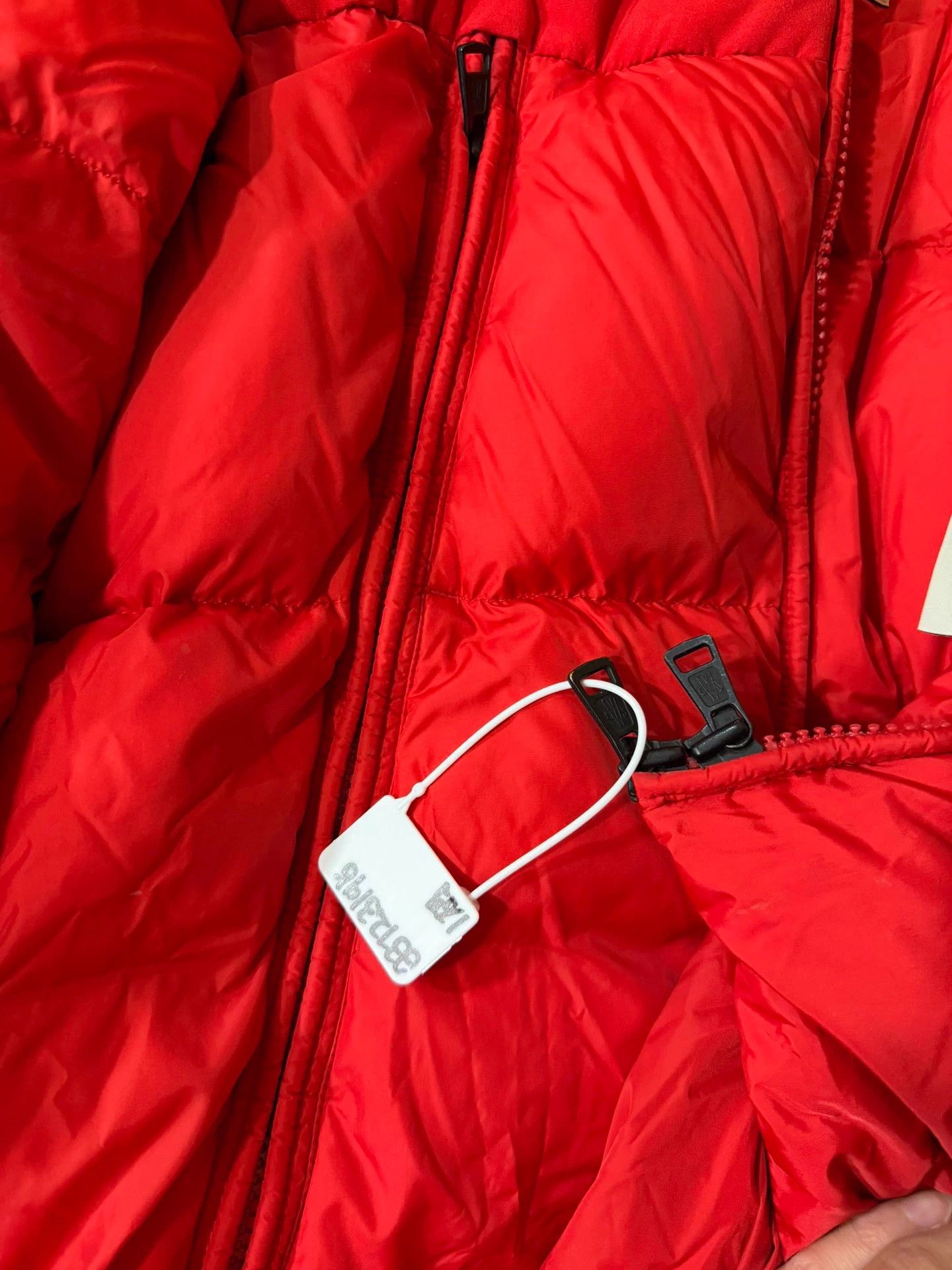 Moncler Moncler Red Hooded Down Jacket Mint Size 1 Size S / US 4 / IT 40 - 5 Thumbnail