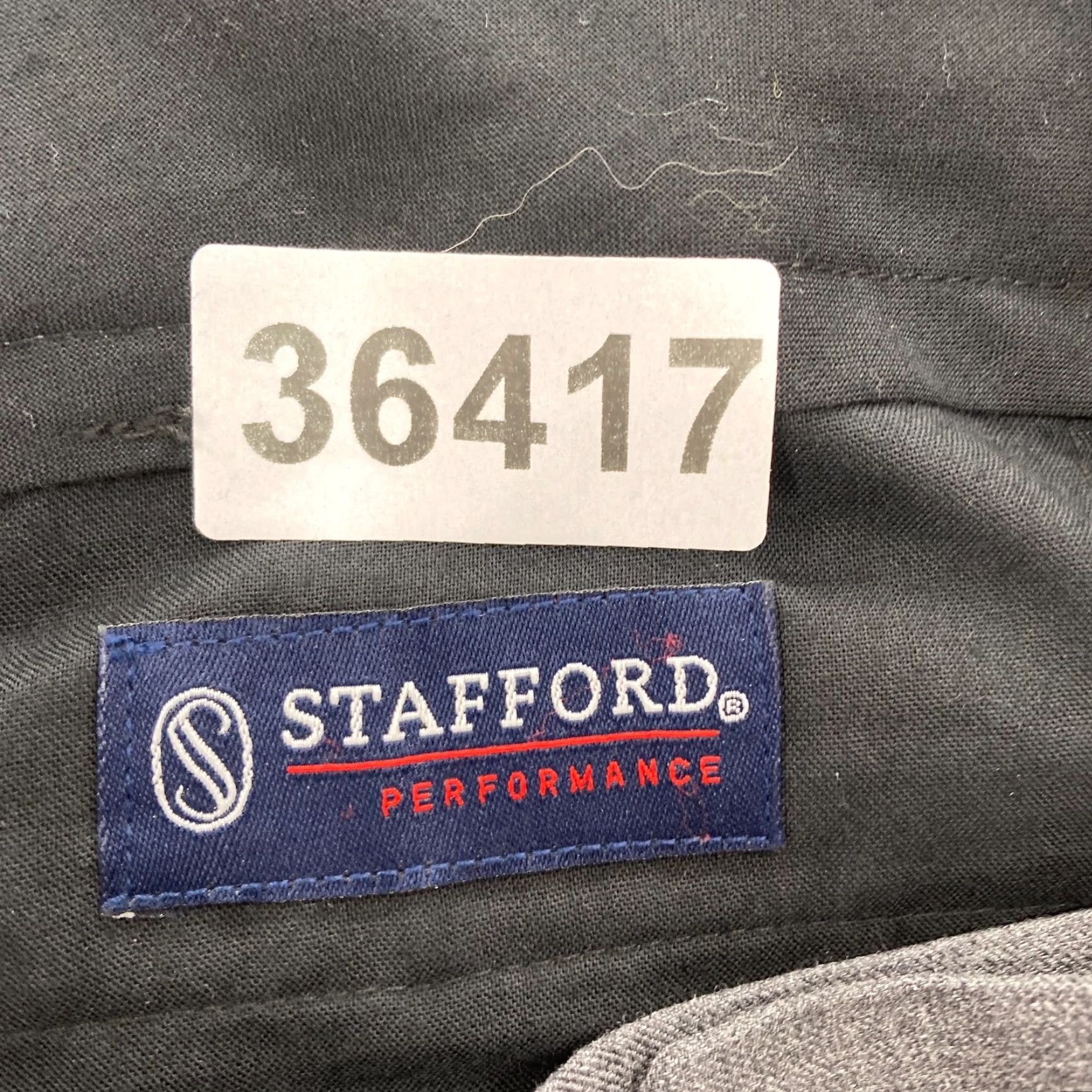 Stafford VINTAGE Stafford Performance Dress Pants Mens 38x27 Charcoal Gray Wool Pleated Business Size US 38 / EU 54 - 5 Thumbnail